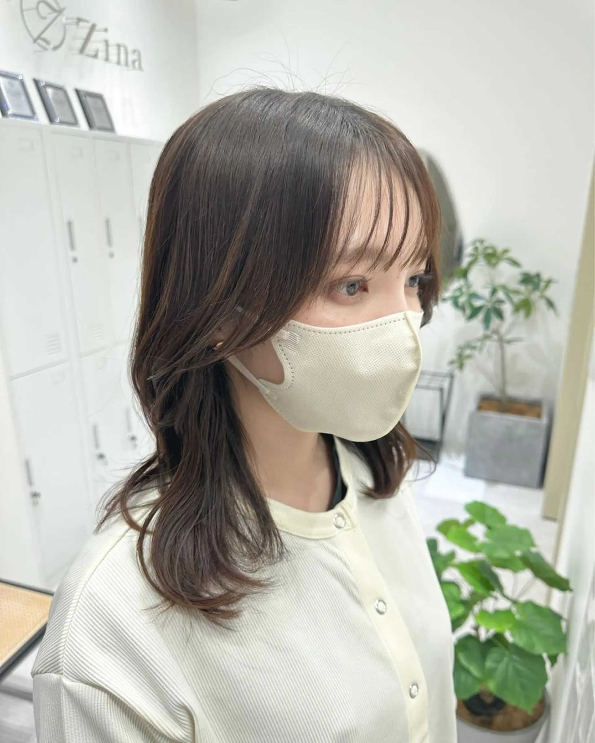 ミディアム カラー 韓国ヘア顔周りカット 艶髪ベージュtamaのヘアスタイル