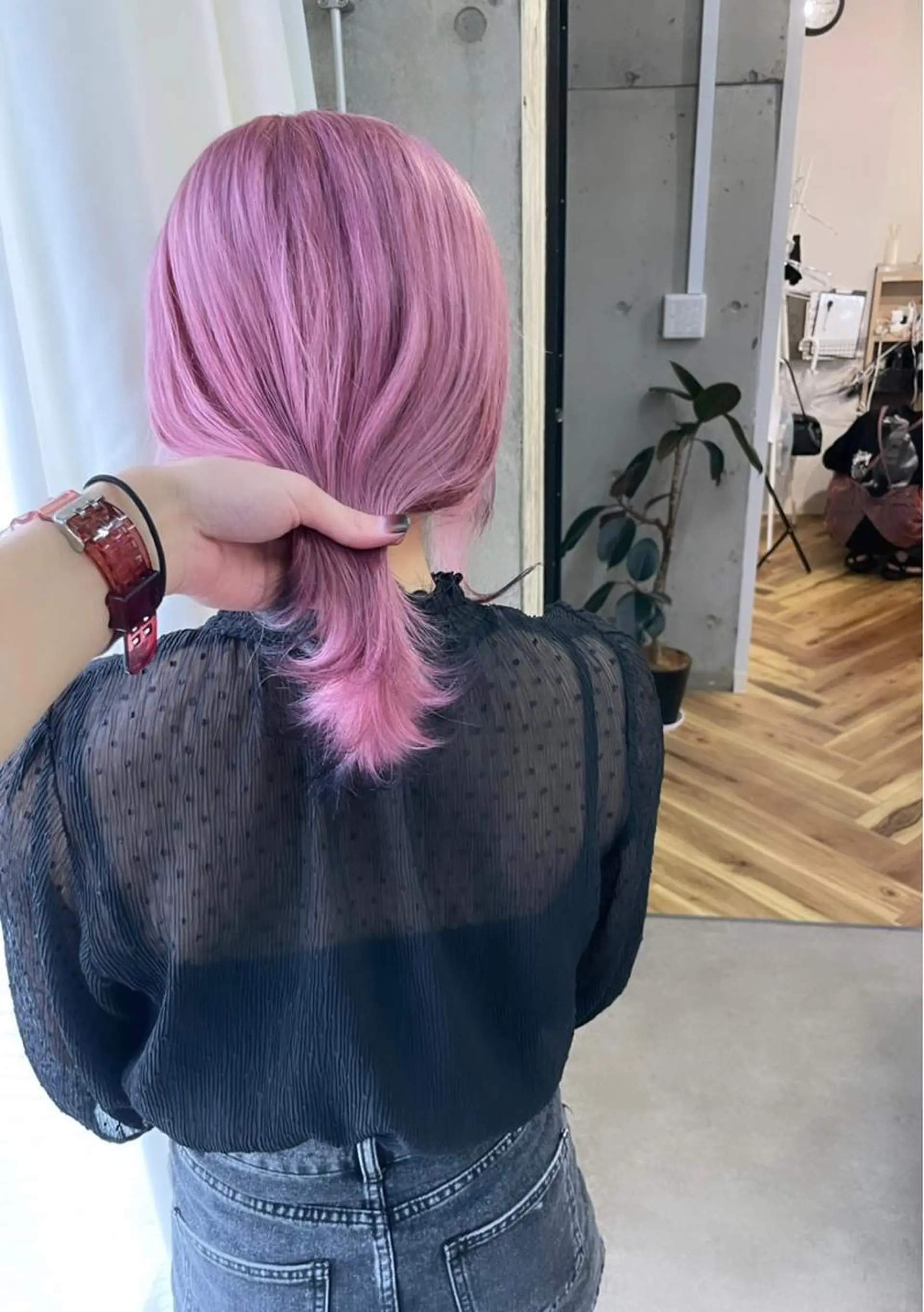 ミディアム 有人/バレイヤージュ /シャドールーツのヘアスタイル