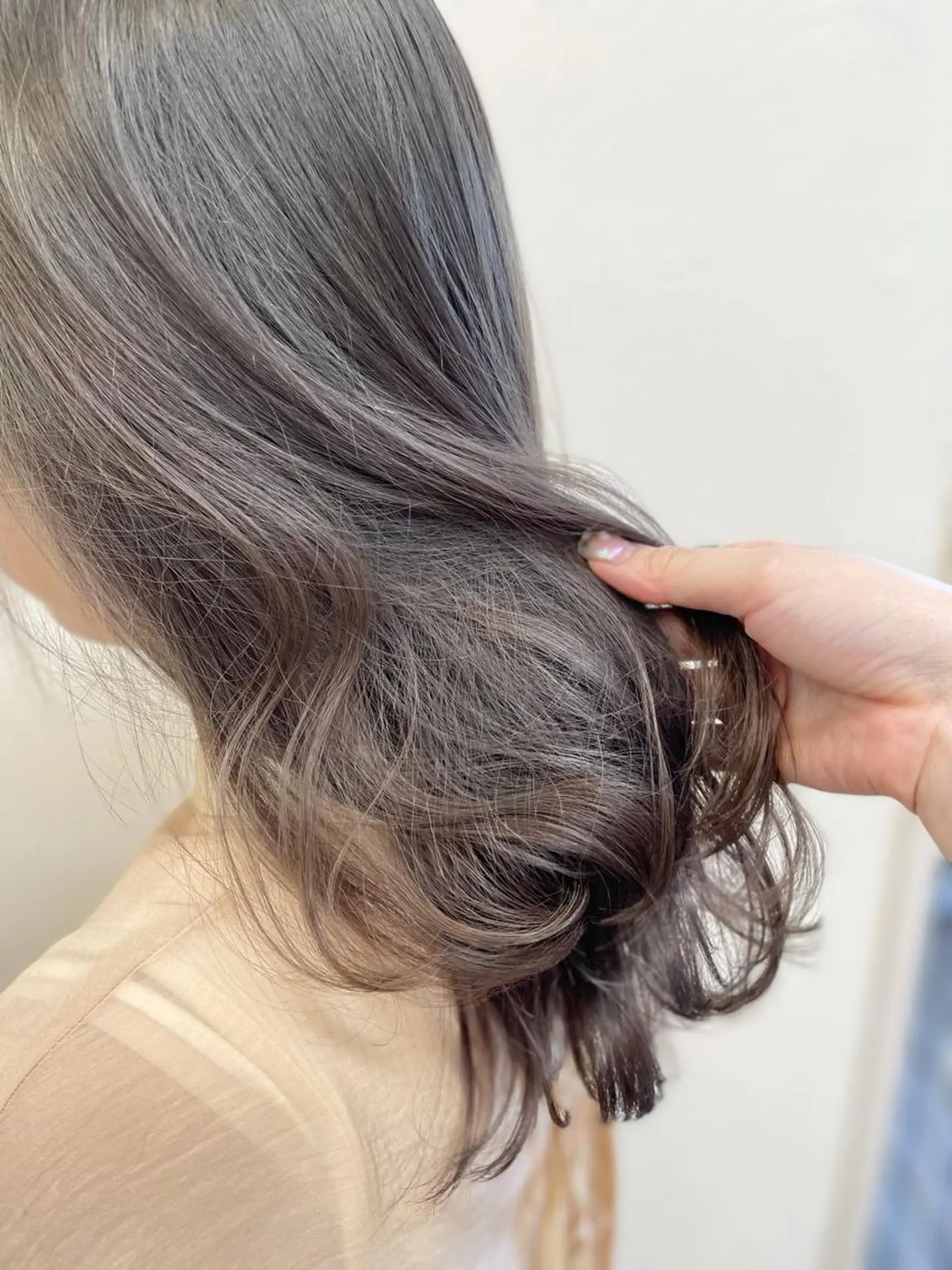セミロング カラー ブリーチ ケアブリーチ 透明感カラー グレージュ ❥【韓国風ヘア】 stylist 林❥のエステ・リラクイメージ