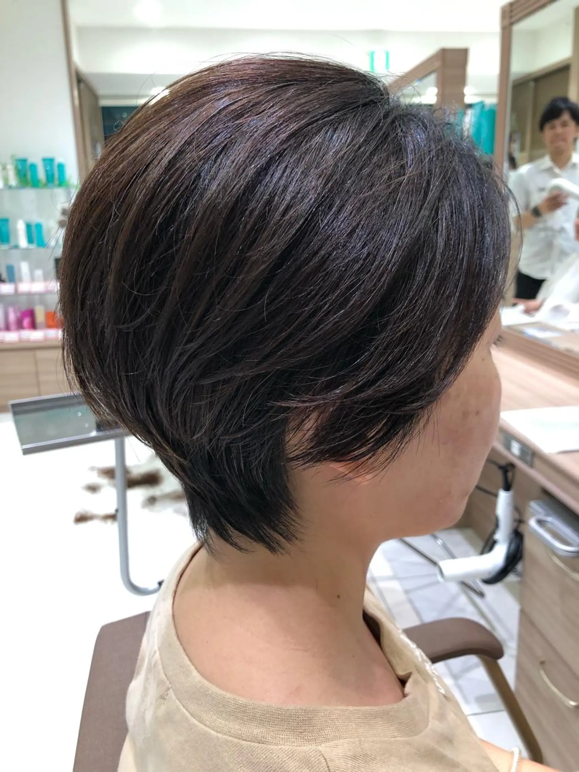 ショート カット ヘアカラー トリートメント 大人女性のショート ・ボブ✂︎沼尻典祥のヘアスタイル