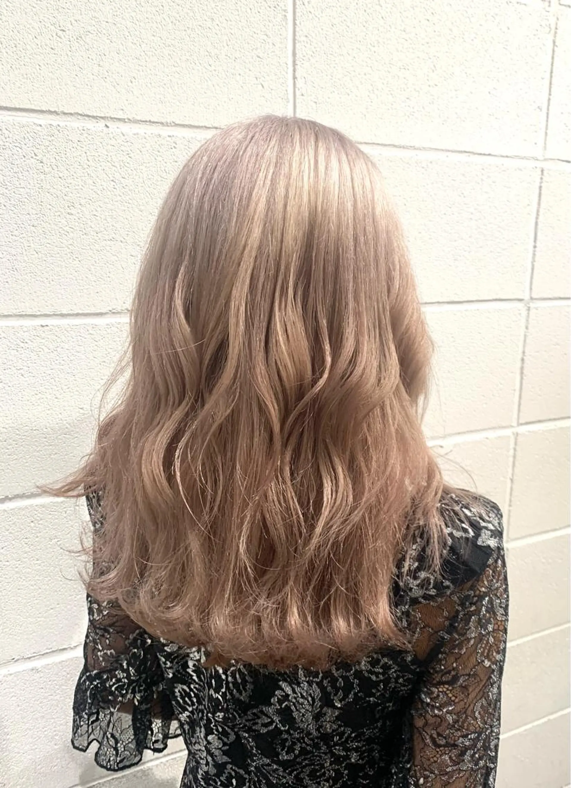 ミディアム カラー ヘアアレンジ HARU//原宿🤍 リピート率NO.1のヘアスタイル