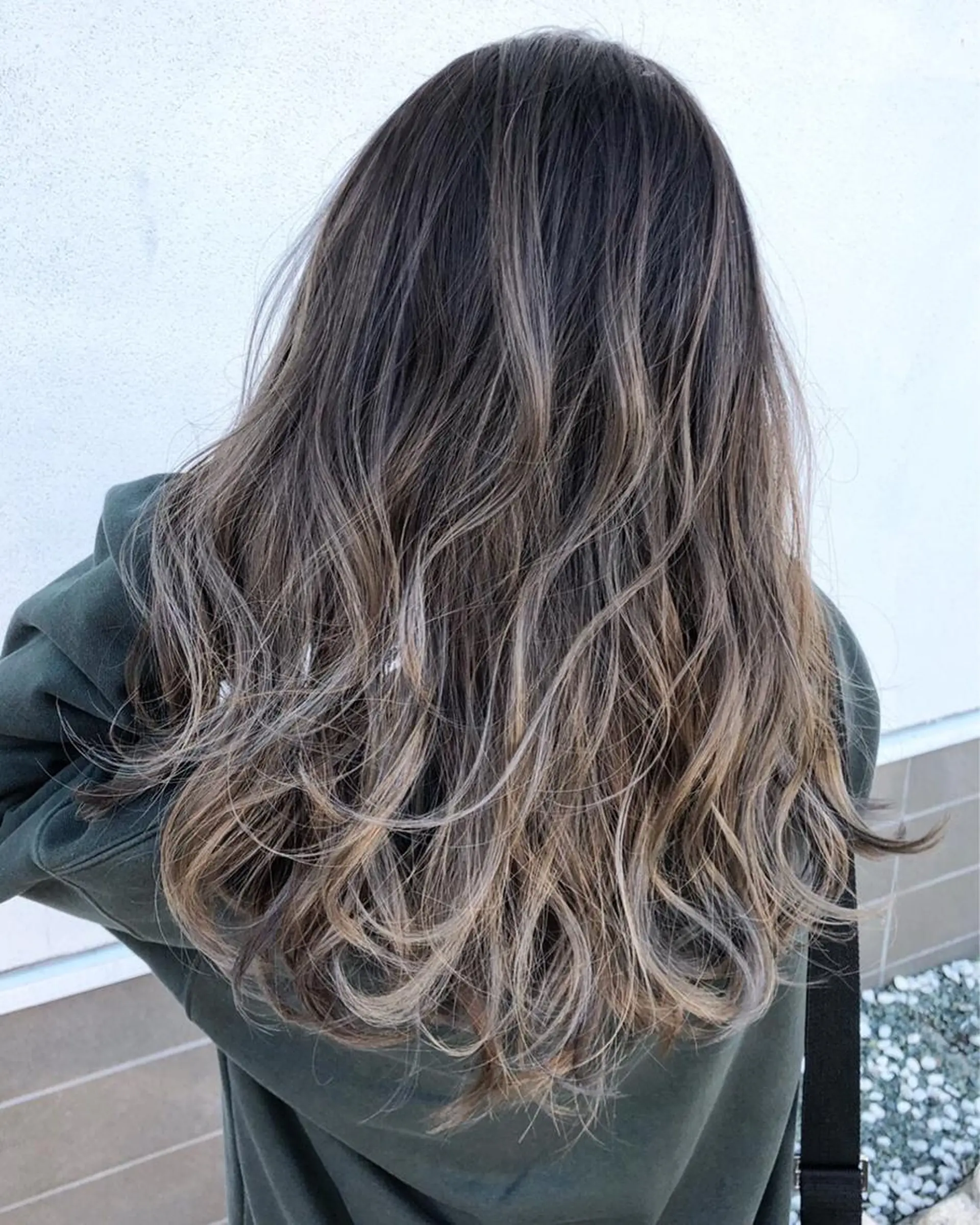 ロング ヘアカラー トリートメント 具志 正太のヘアスタイル