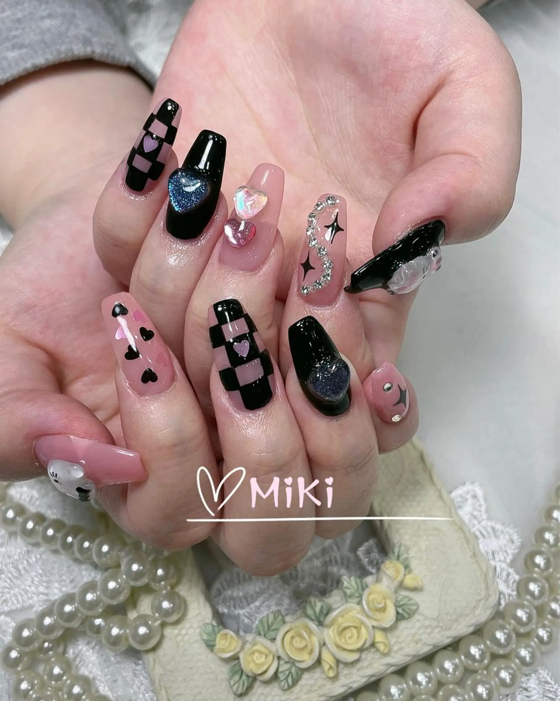 ネイル ハンドネイル ハンドケア 🦋 MiKi 🦋 ネイルサロンのネイルデザイン