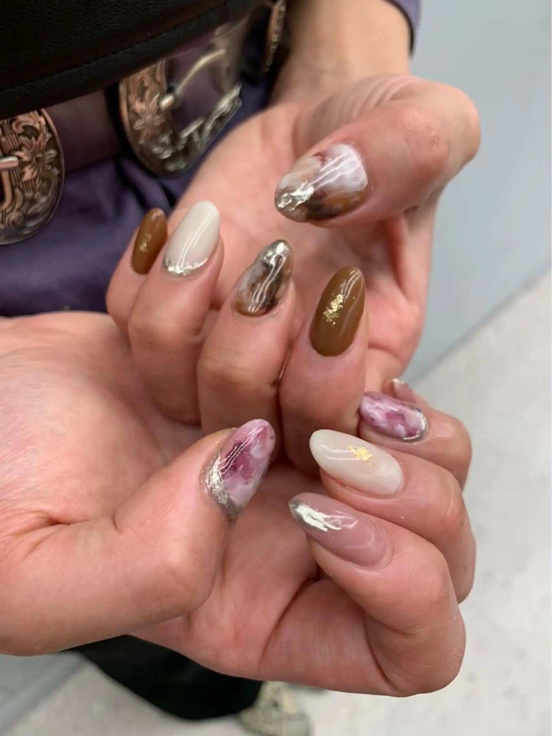 ネイル 河内 大慎のヘアスタイル