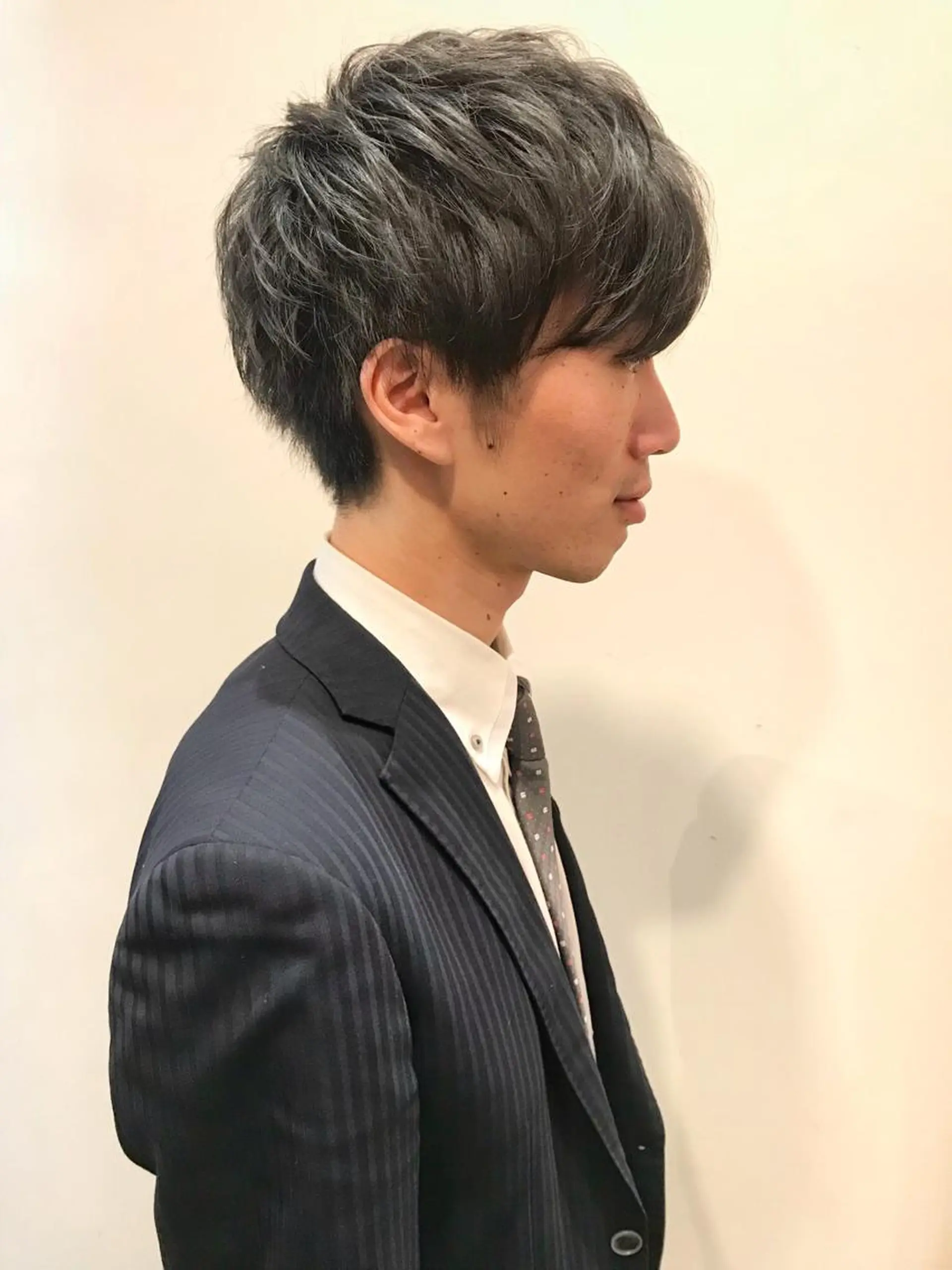 ショート パーマ メンズ マッシュ ショートヘア skin所属・中村 梨沙のマツエク・マツパデザイン