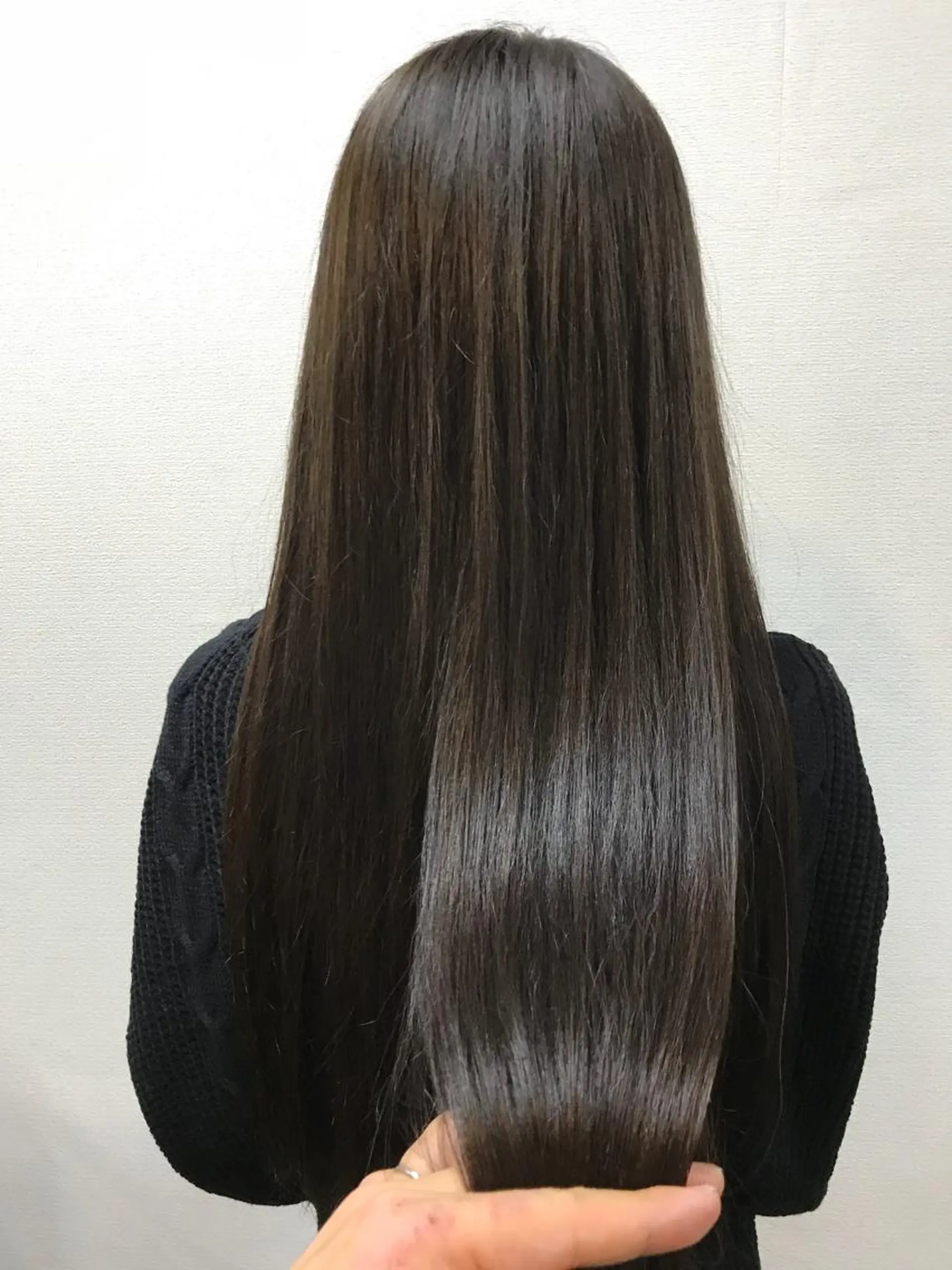 ロング カラー アッシュ ブルーカラー 透明感カラー カット ヘアカラー トリートメント HAIR  SALON C.C所属・吉森 満俊のヘアスタイル