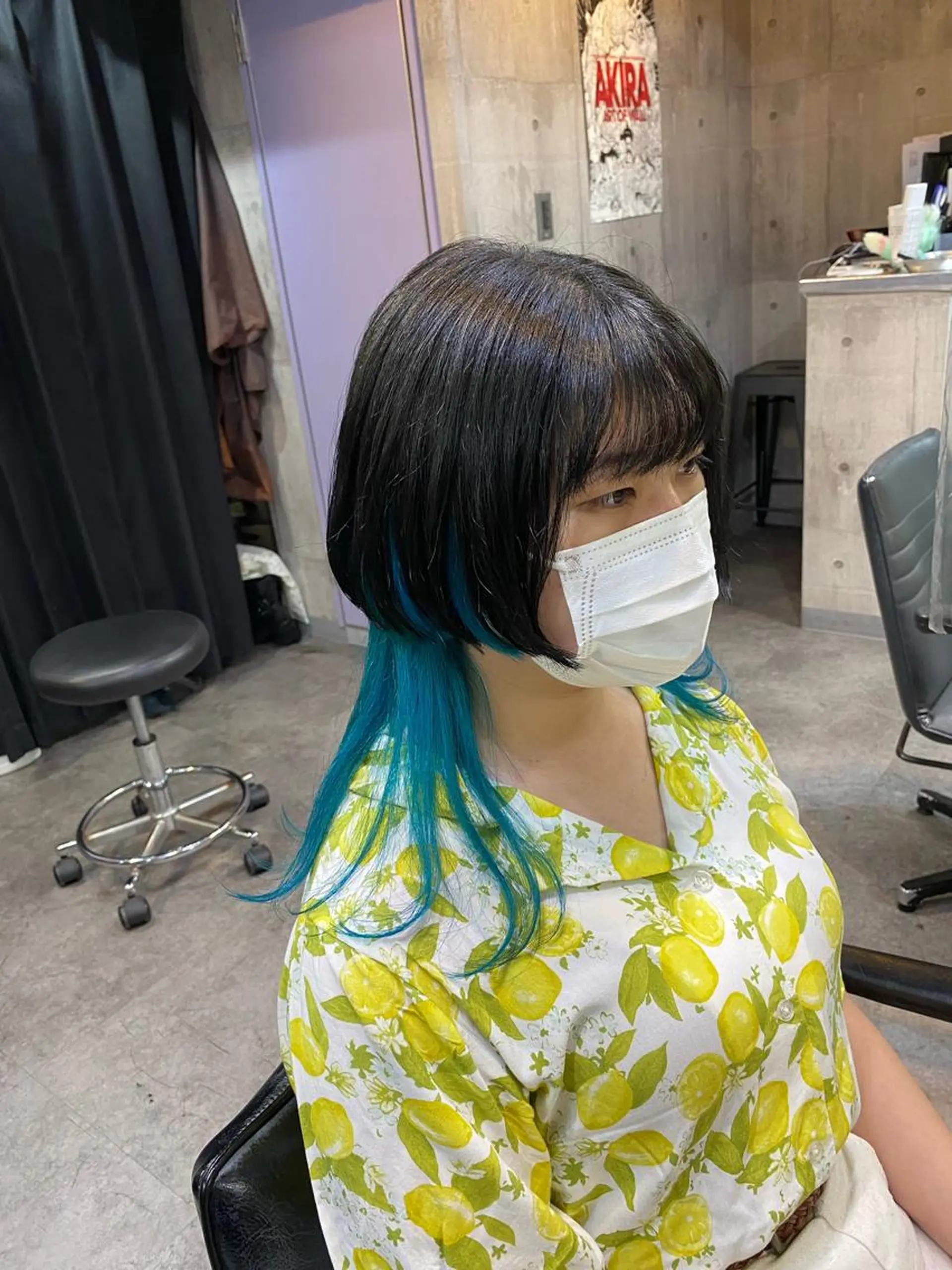 セミロング カラー ブルーカラー インナーカラー ウルフカット カット ヘアカラー 艶髪サラサラカラー 🌈前原健吾のヘアスタイル