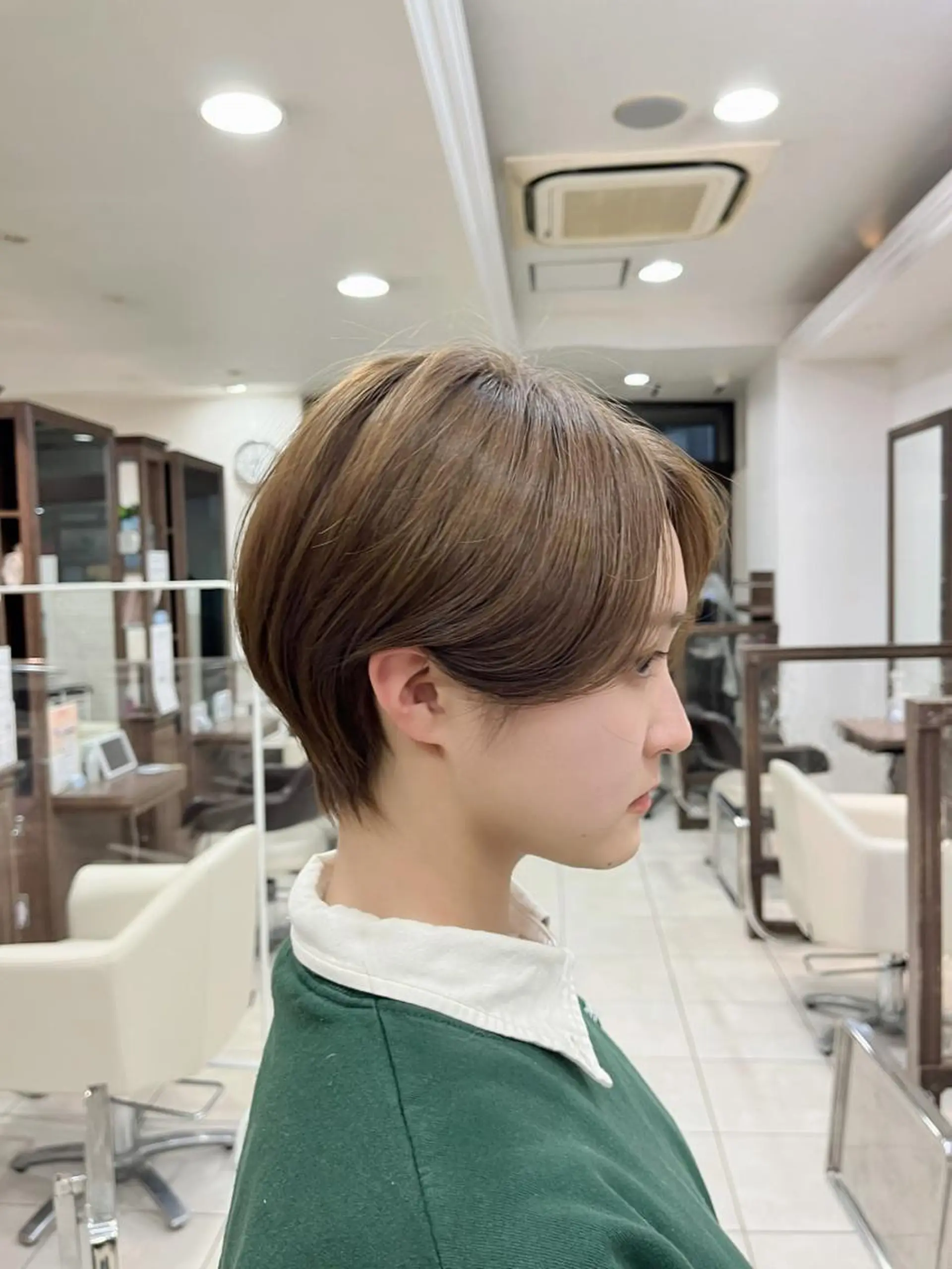 ショート カラー ショートヘア 小顔カット カット ヘアカラー トリートメント ✨髪質改善・縮毛矯正 専門美容室マーベルのヘアスタイル