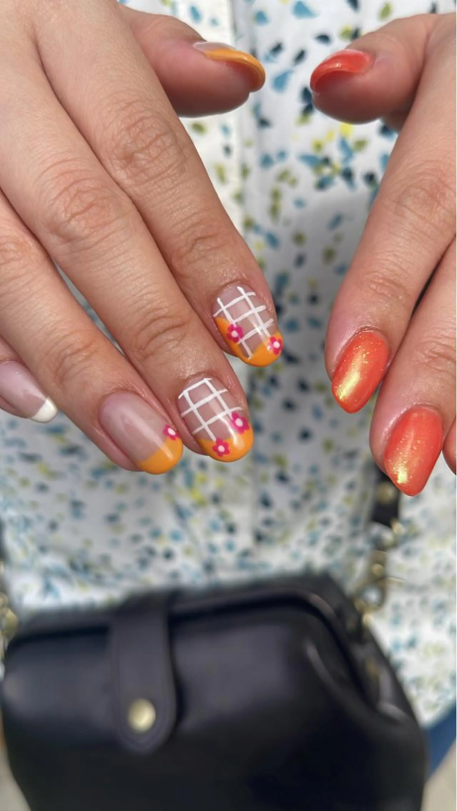 ネイル キラキラネイル オレンジ atelier ponoのネイルデザイン