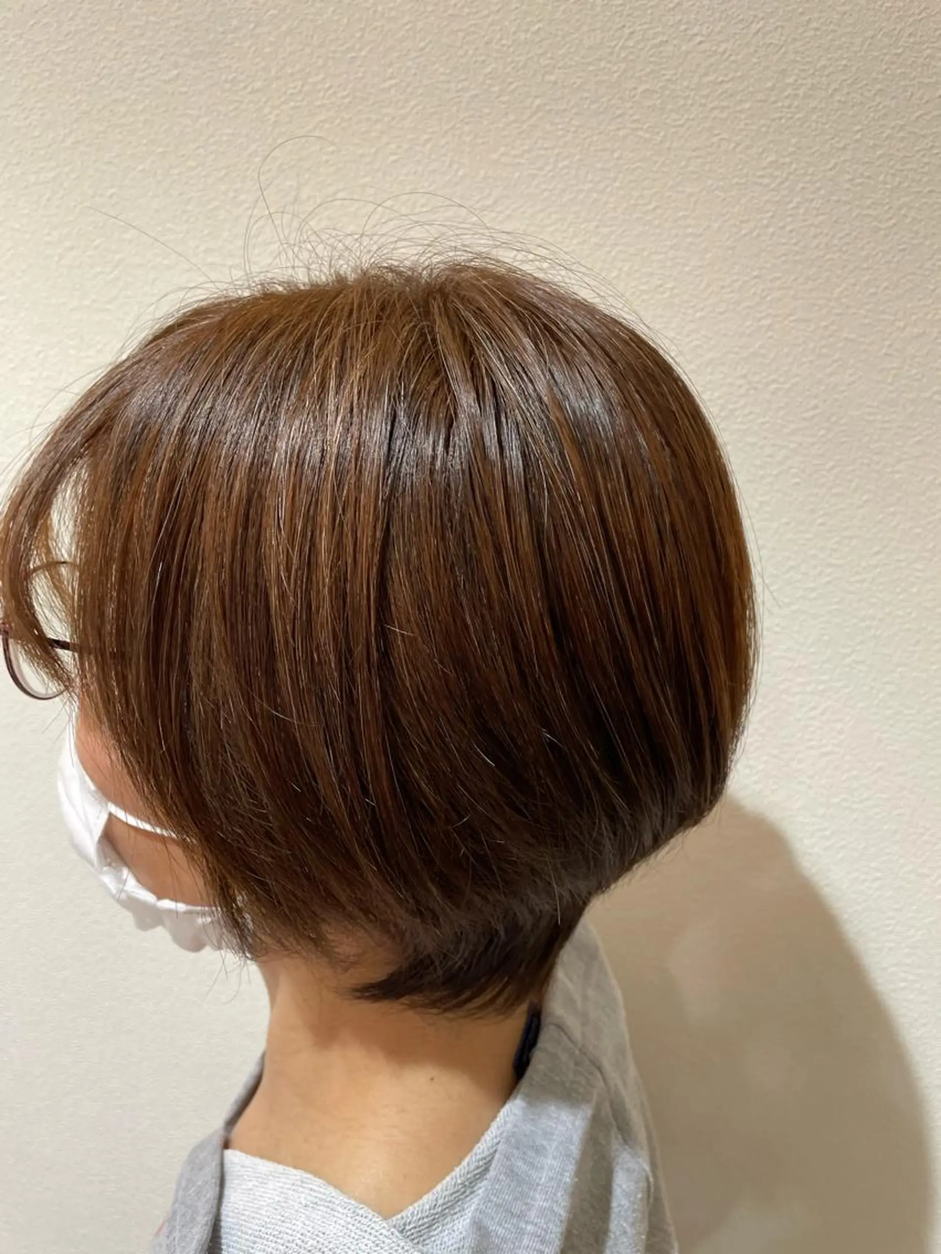 ショート カラー 山本 帆乃果のヘアスタイル