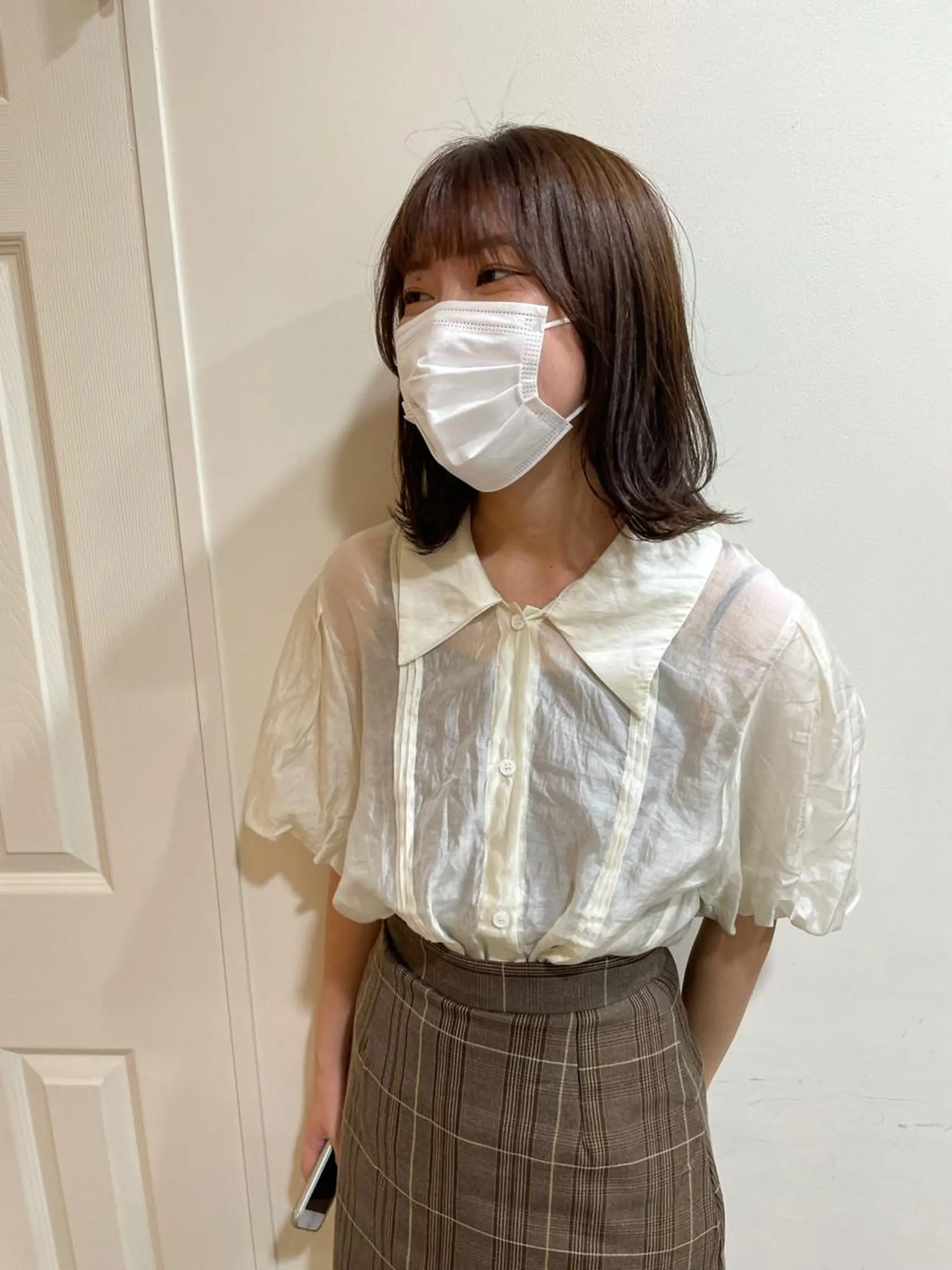 ミディアム カラー ベージュカラー ブリーチ ブリーチなしカラー カット ヘアカラー トリートメント MIOベージュカラー 柔らかいカラーのヘアスタイル