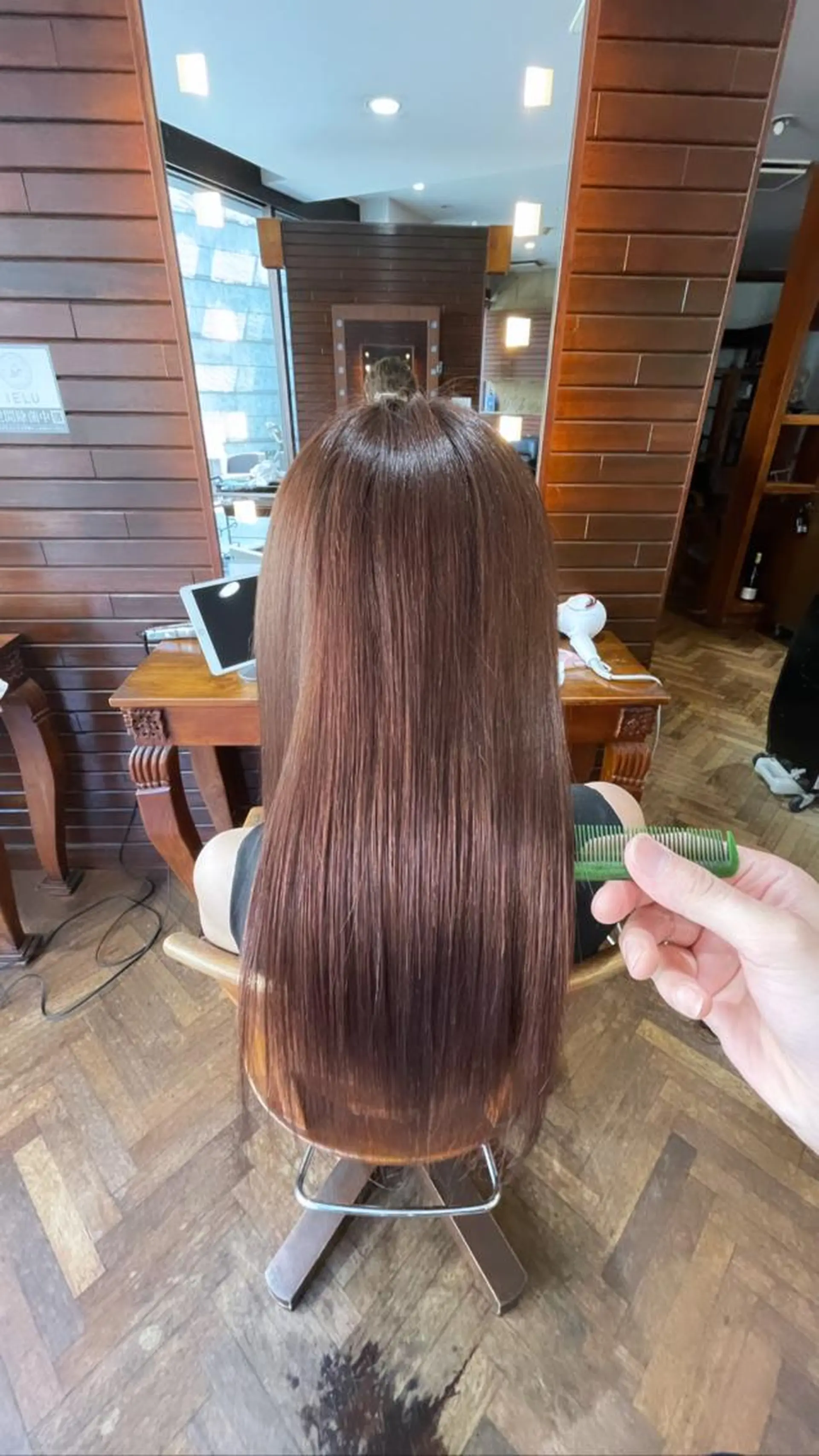 セミロング トリートメント stylist YUTOのヘアスタイル