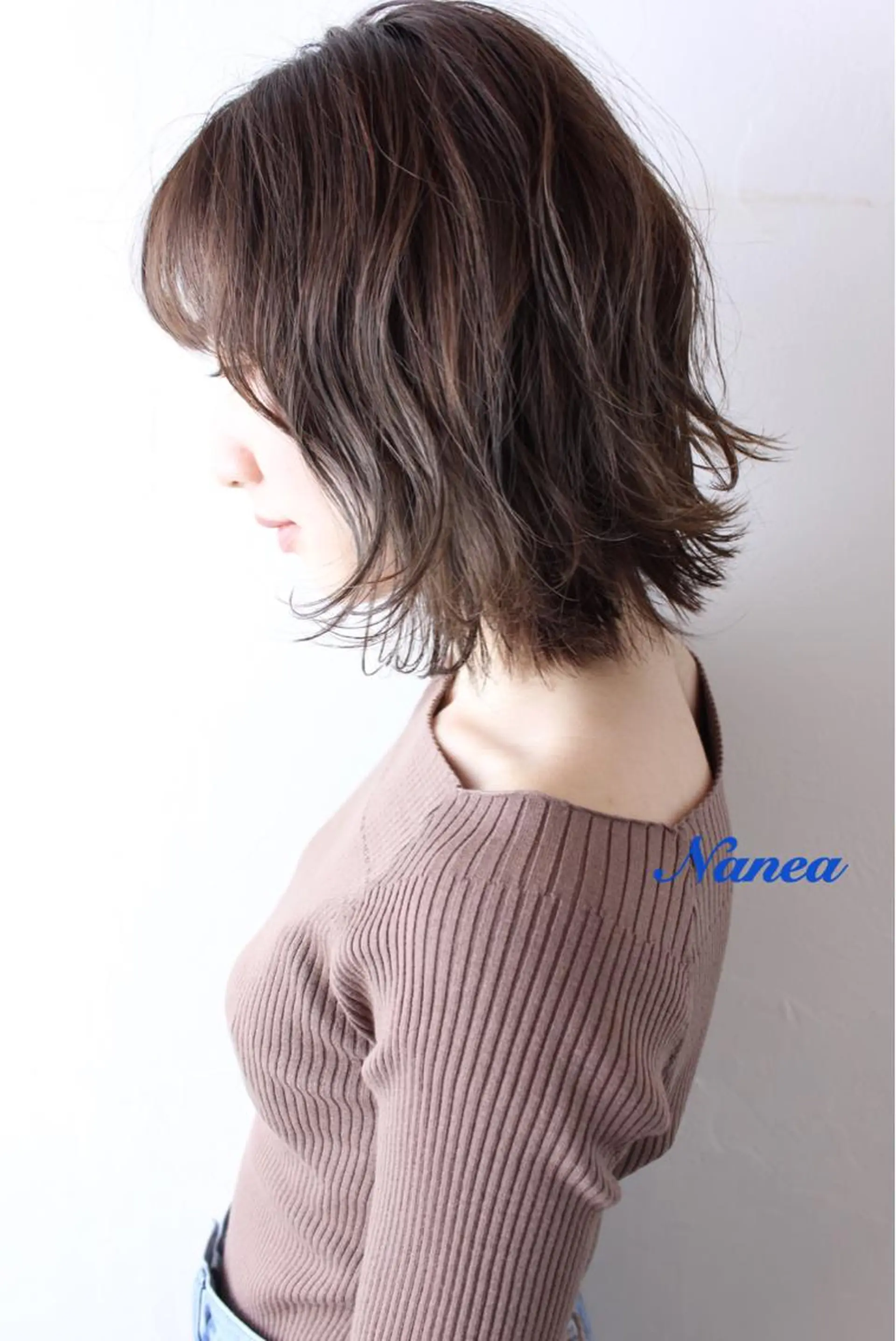 ショート カラー ヘアアレンジ アッシュ ベージュカラー ウルフカット 須藤 さやかのヘアスタイル