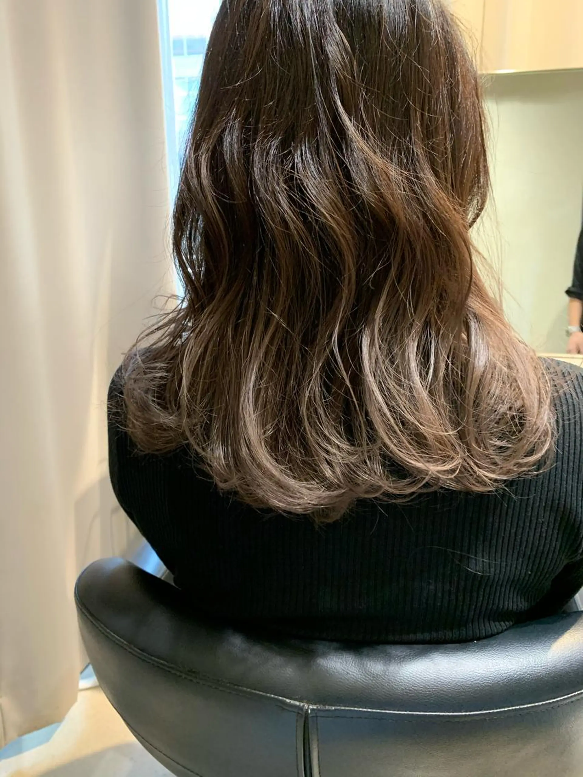 セミロング カラー パーマ 🌈艶髪/髪質改善 新宿itouのヘアスタイル