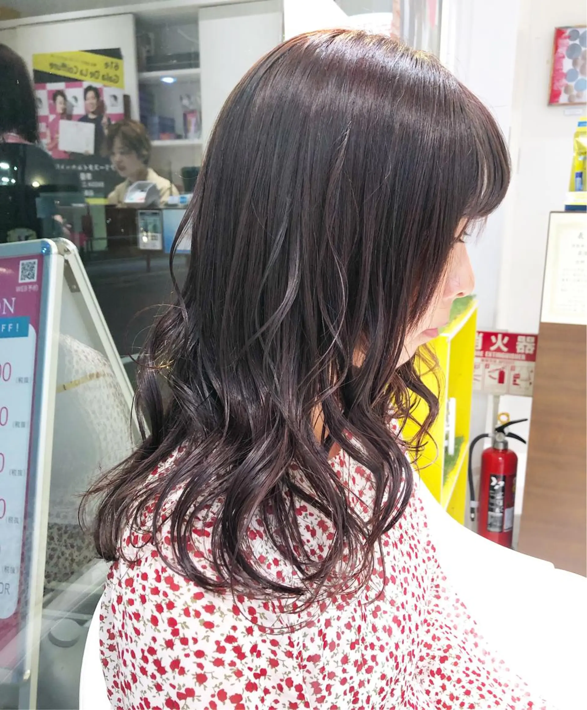 セミロング sano sayakaのヘアスタイル