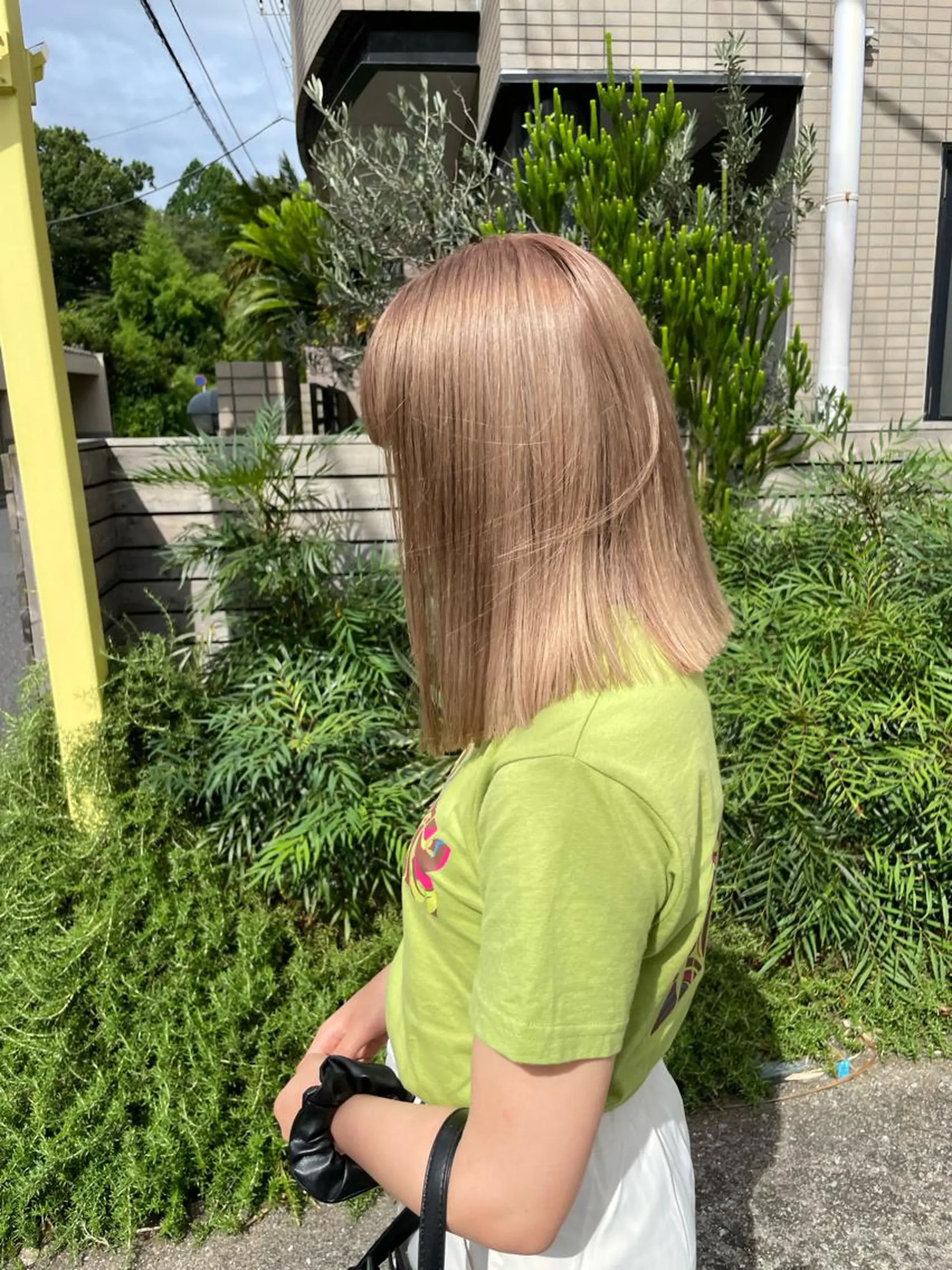 ショート カラー ベージュカラー ホワイトベージュ カット ヘアカラー 五十嵐 雄毅のヘアスタイル