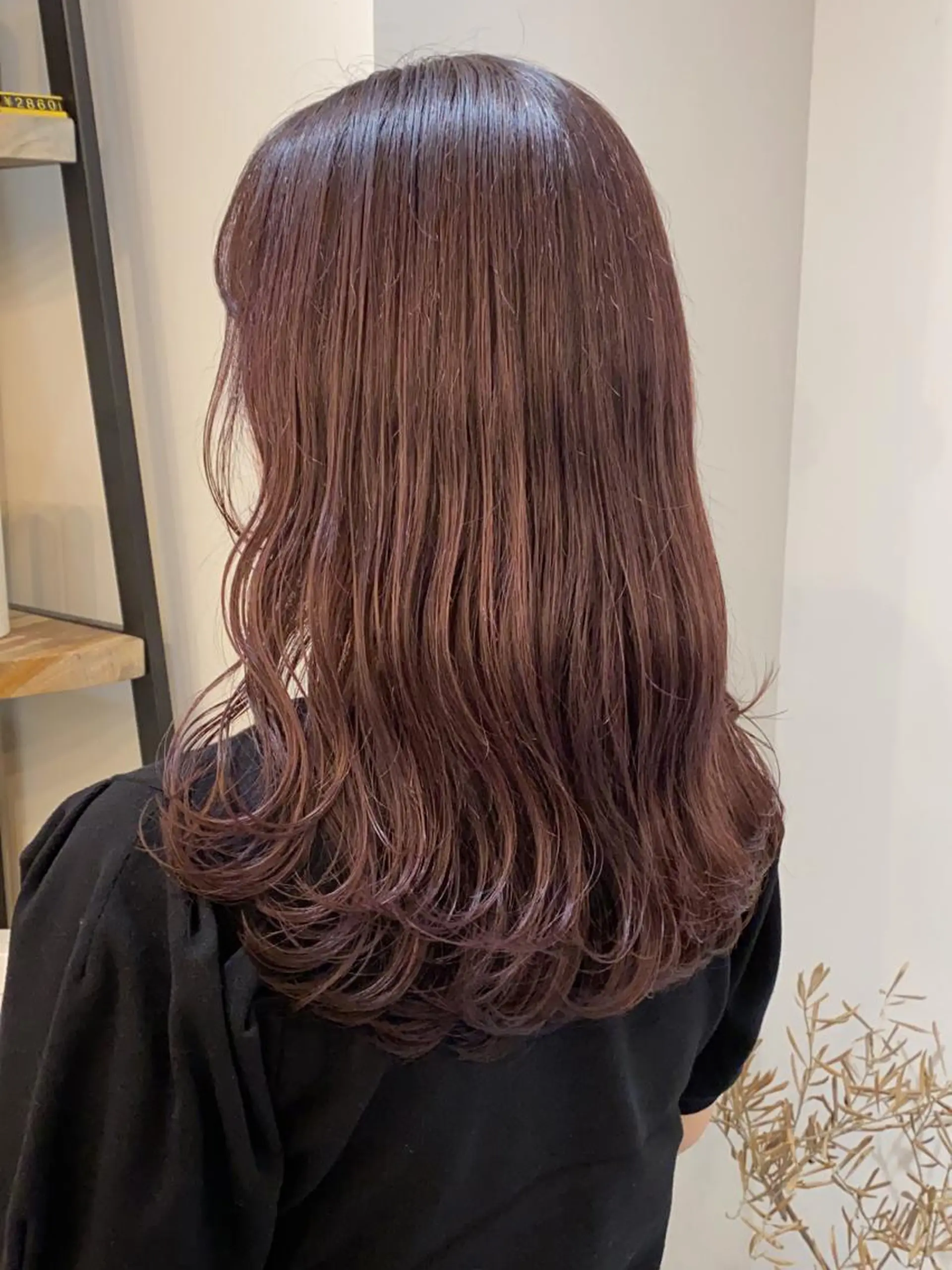 ロング カラー カシス louwe 武藤幸世のヘアスタイル