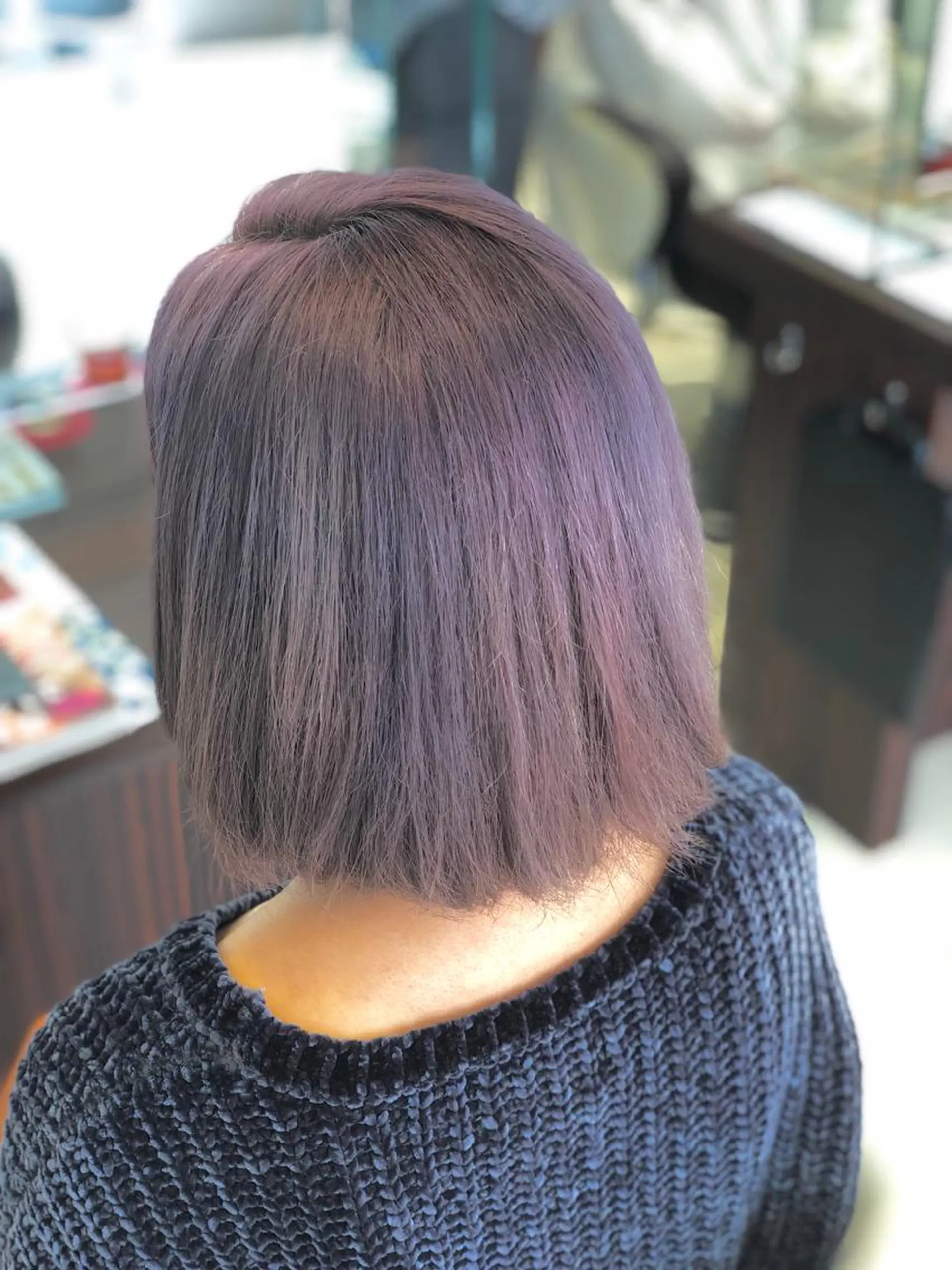 ショート カラー ブリーチ シルバー アンドウ ユウ/ レイヤーカット/韓国のヘアスタイル