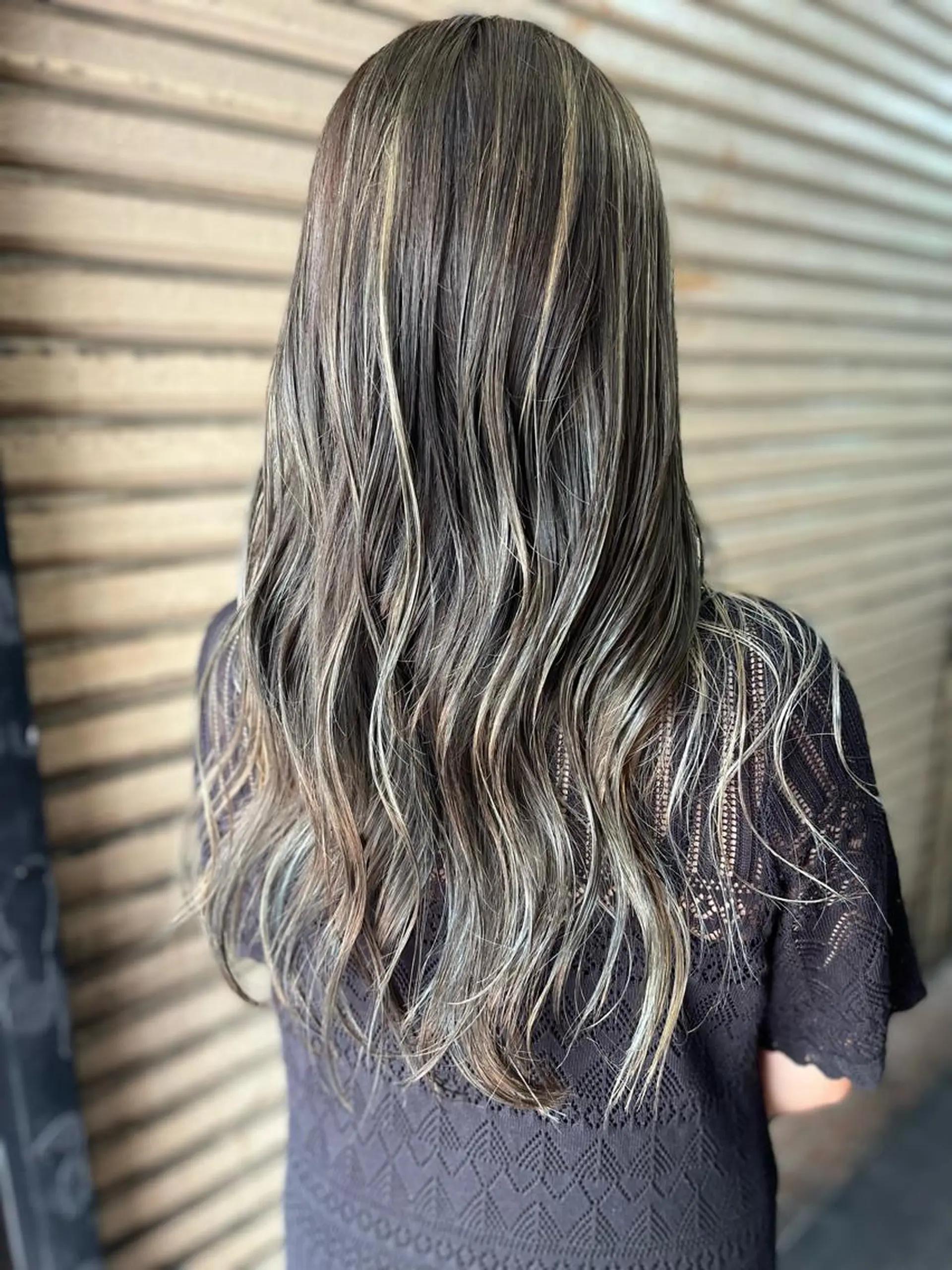 ロング カラー Blue高槻所属・ハイライト 透明感カラー松本のヘアスタイル