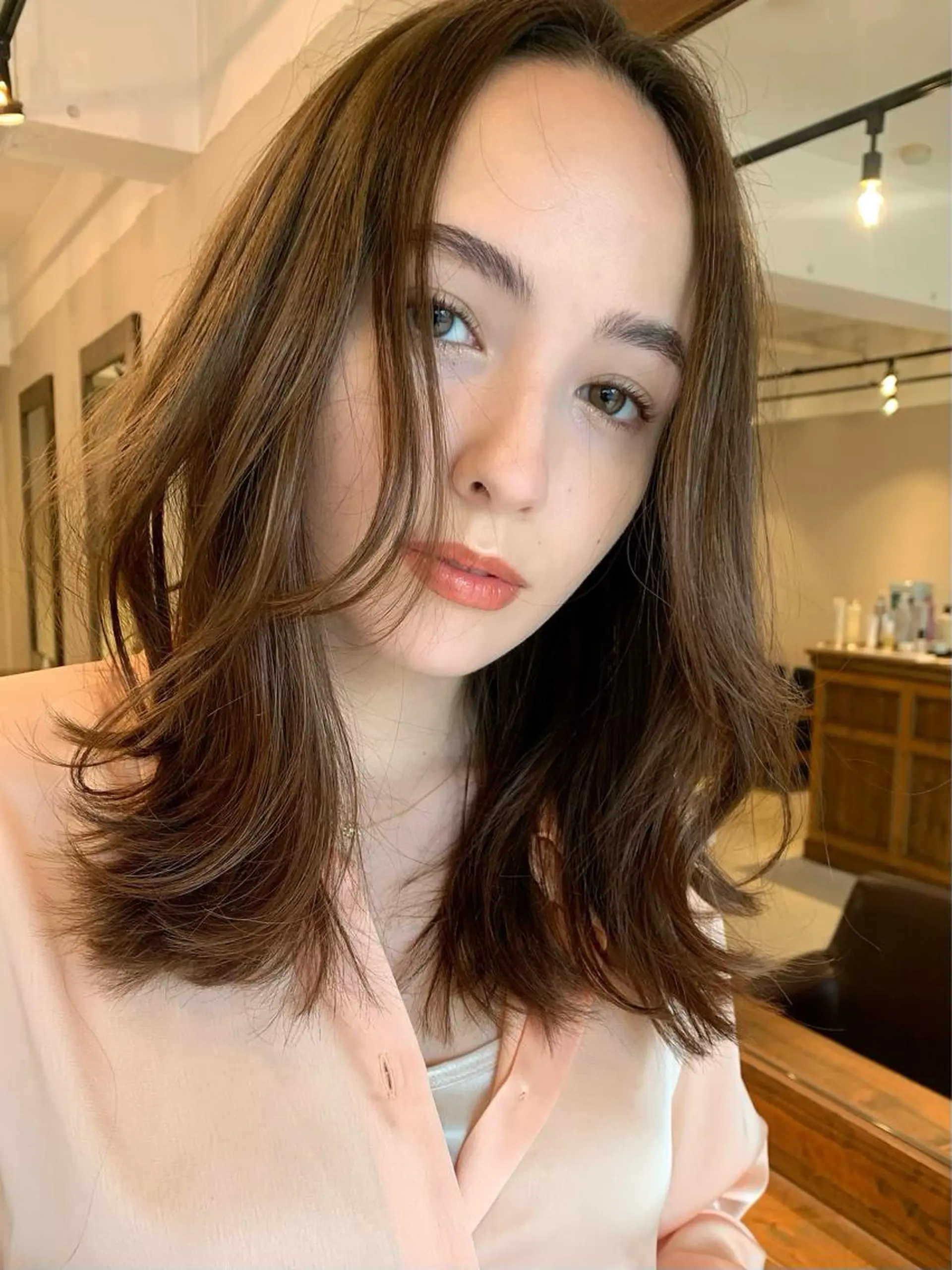 ミディアム カラー パーマ カット ヘアカラー トリートメント ヘッドスパ ヘアセット 透明感/オリーブ/ グレージュ/YUKAのヘアスタイル