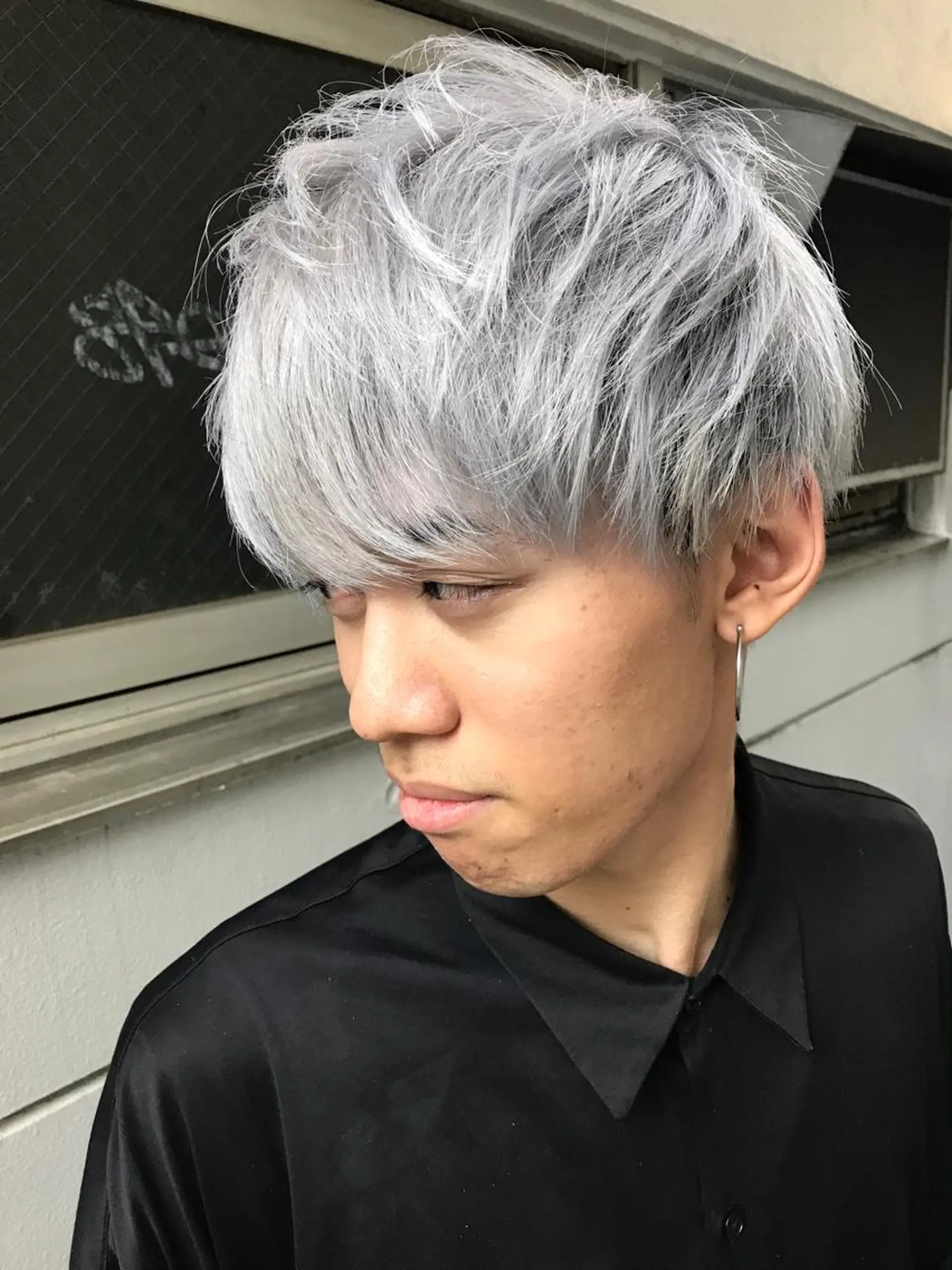 メンズ メンズブリーチ メンズハイトーン メンズバレイヤージュのヘアスタイル