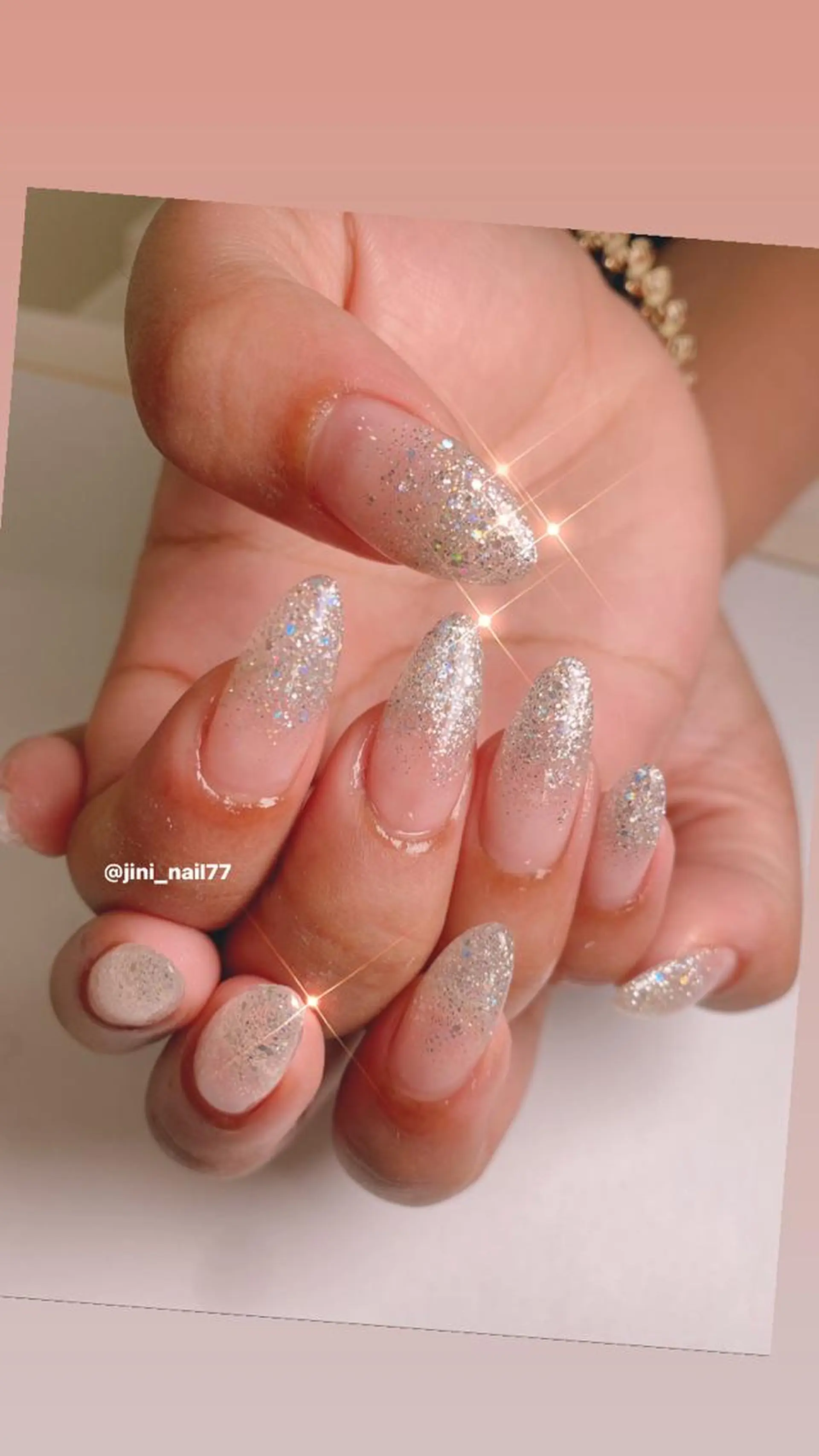 ネイル ハンドネイル JINI NAIL所属・ジニ ネイルのネイルデザイン