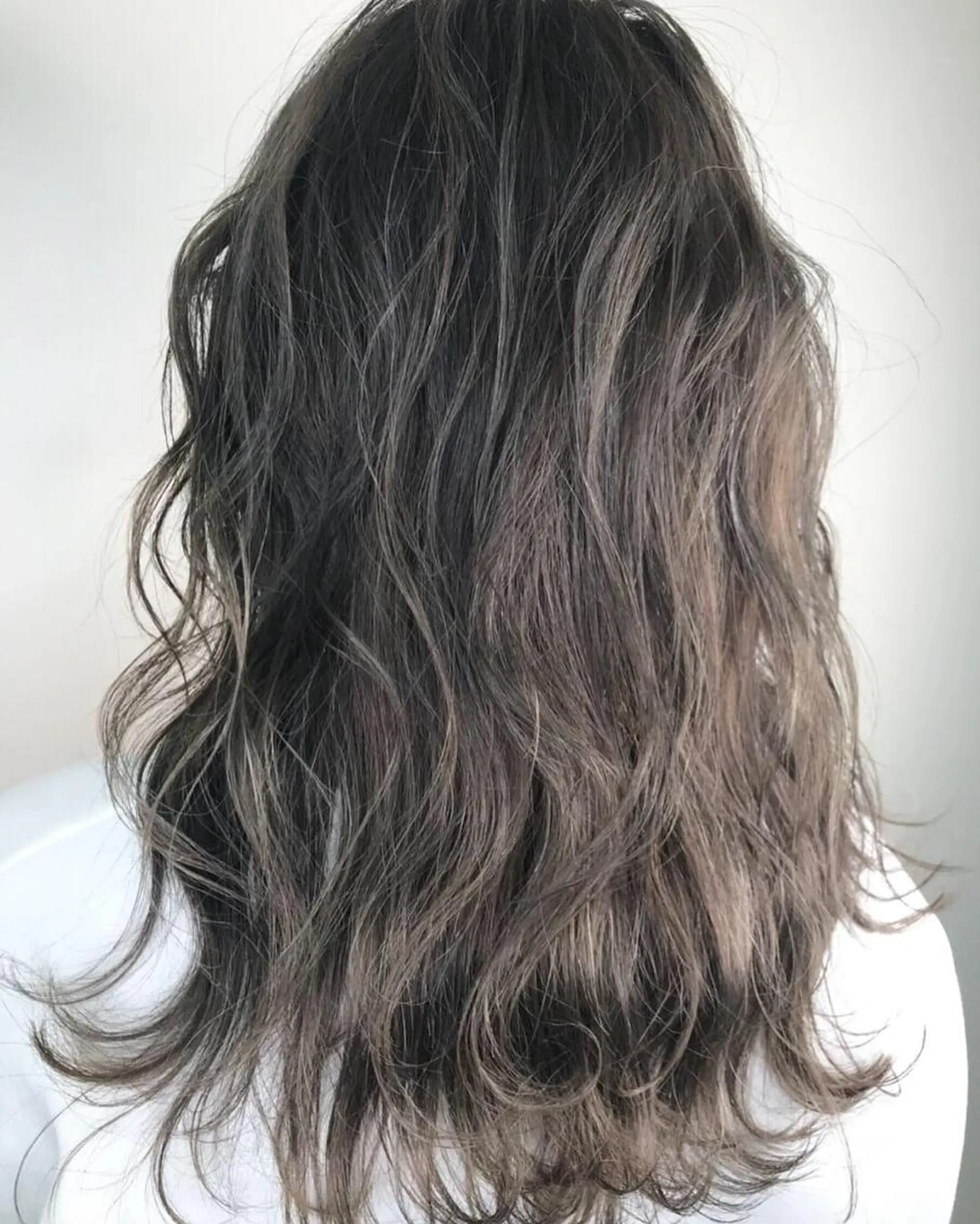 カラー ロング ヘアカラー トリートメント 濱川 佳奈のヘアスタイル