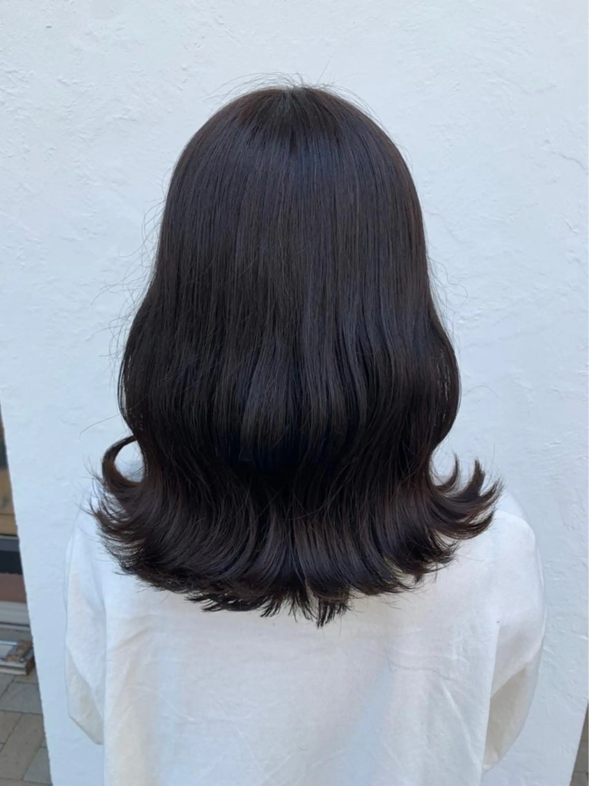 カラー KOKORO 中村 朱里のヘアスタイル