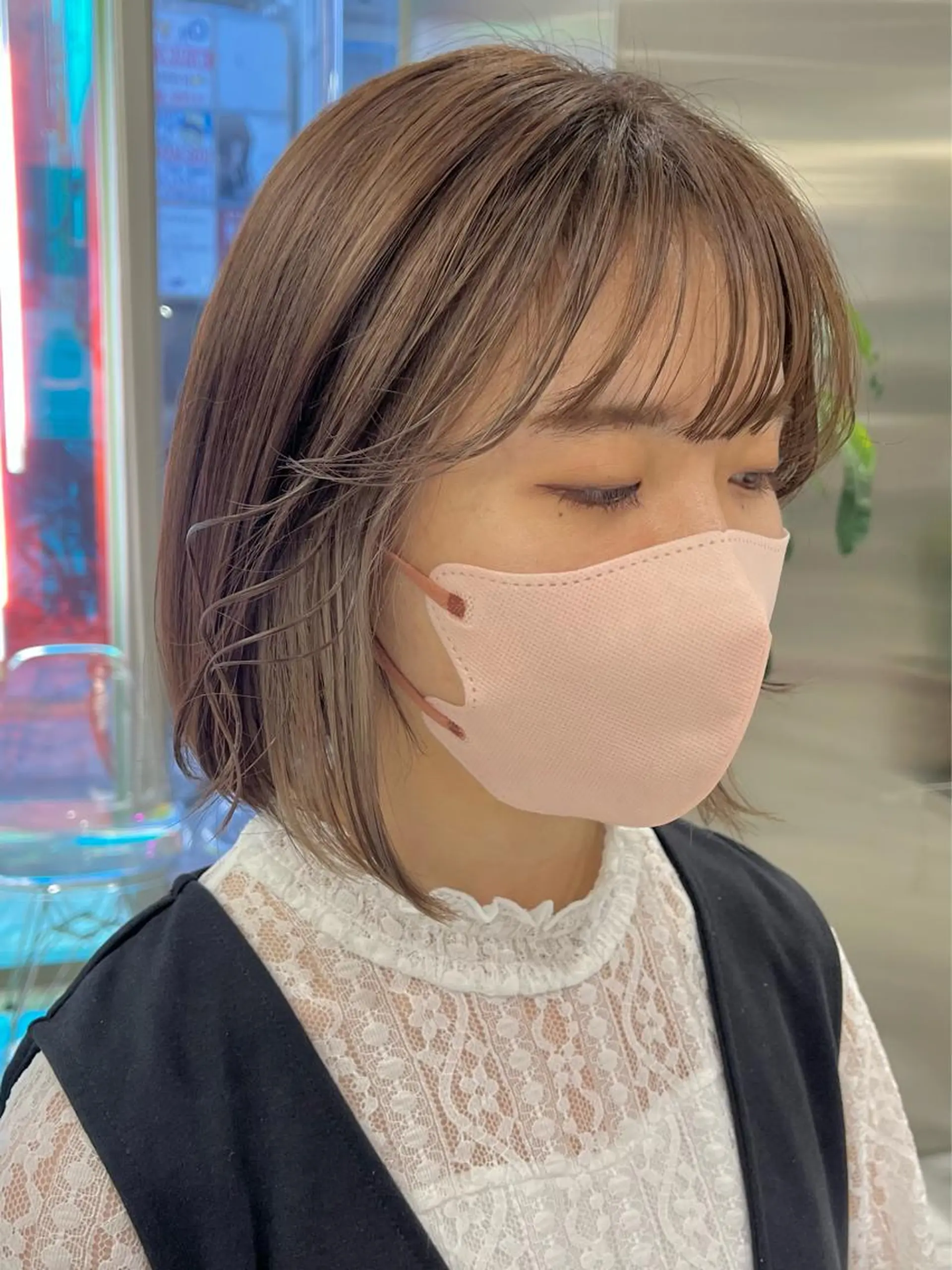 ショート カラー ネイル ベージュカラー デザインカラー ダブルカラー イヤリングカラー インナーカラー mai🤍縮毛酸性ス トレート/アイリストのヘアスタイル