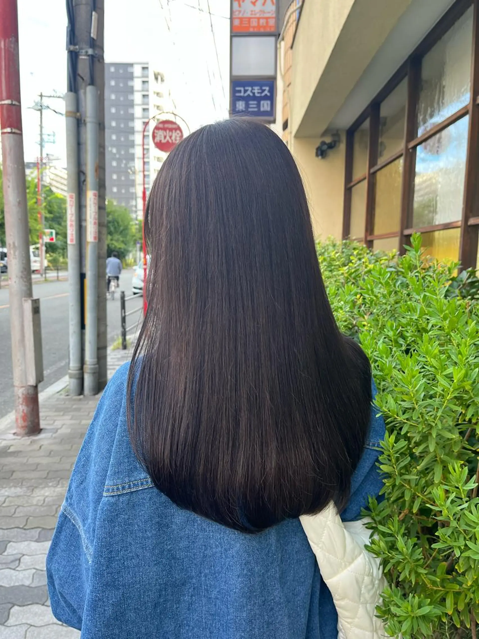 ロング カラー グレージュ 田中 鈴乃のヘアスタイル
