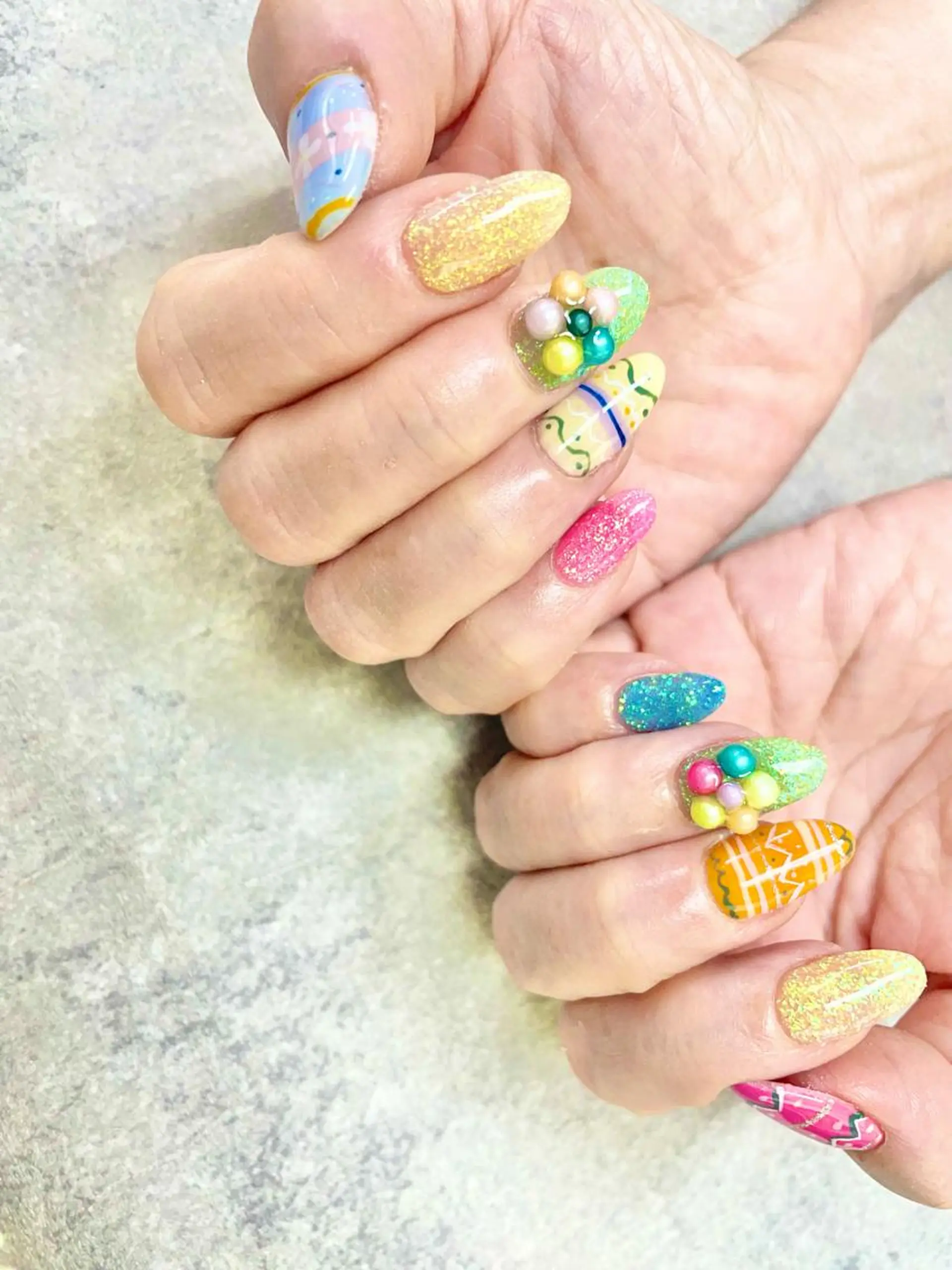 ネイル アートネイル イースター ジェルネイル オフィスネイル 夏ネイル ハンドネイル ハンドケア FASTNAIL PLUS 新宿店のネイルデザイン