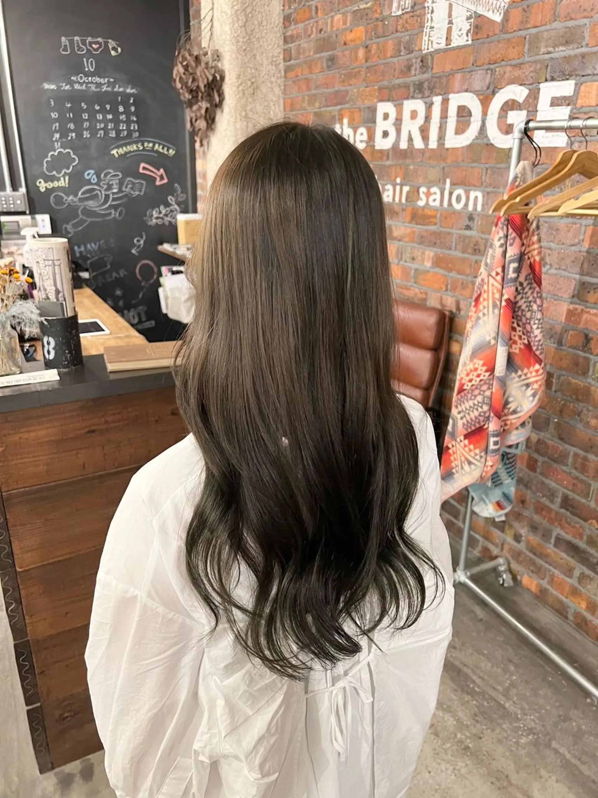 ロング カラー ベージュカラー オリーブベージュ Rino kanayama所属・Rino 金山 ／ 宮澤 萌のヘアスタイル