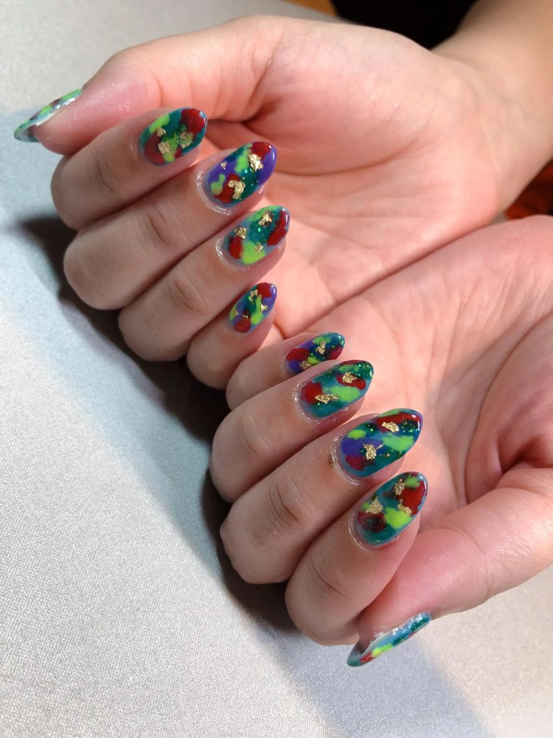 ネイル iiloo aromaworksのネイルデザイン