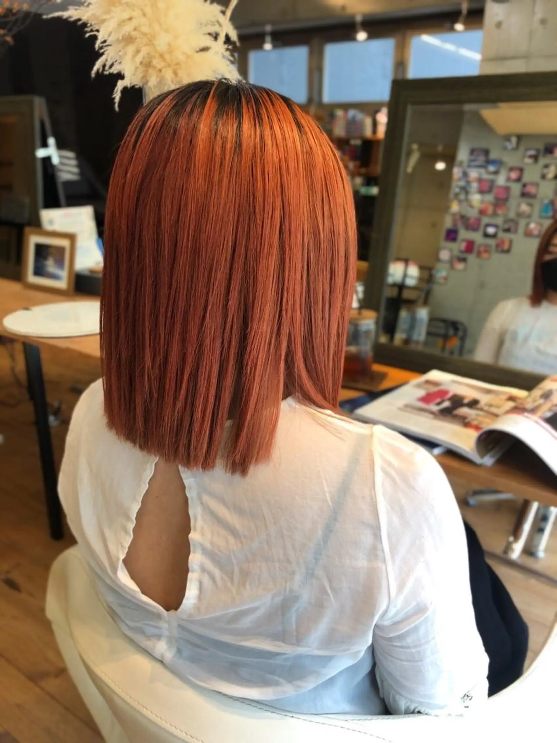 ミディアム カラー ブリーチ トリートメント ヘアカラー BEACH　HAIR&NAIL所属・両国駅徒歩1分⭐️ アイロン仕上げのヘアスタイル