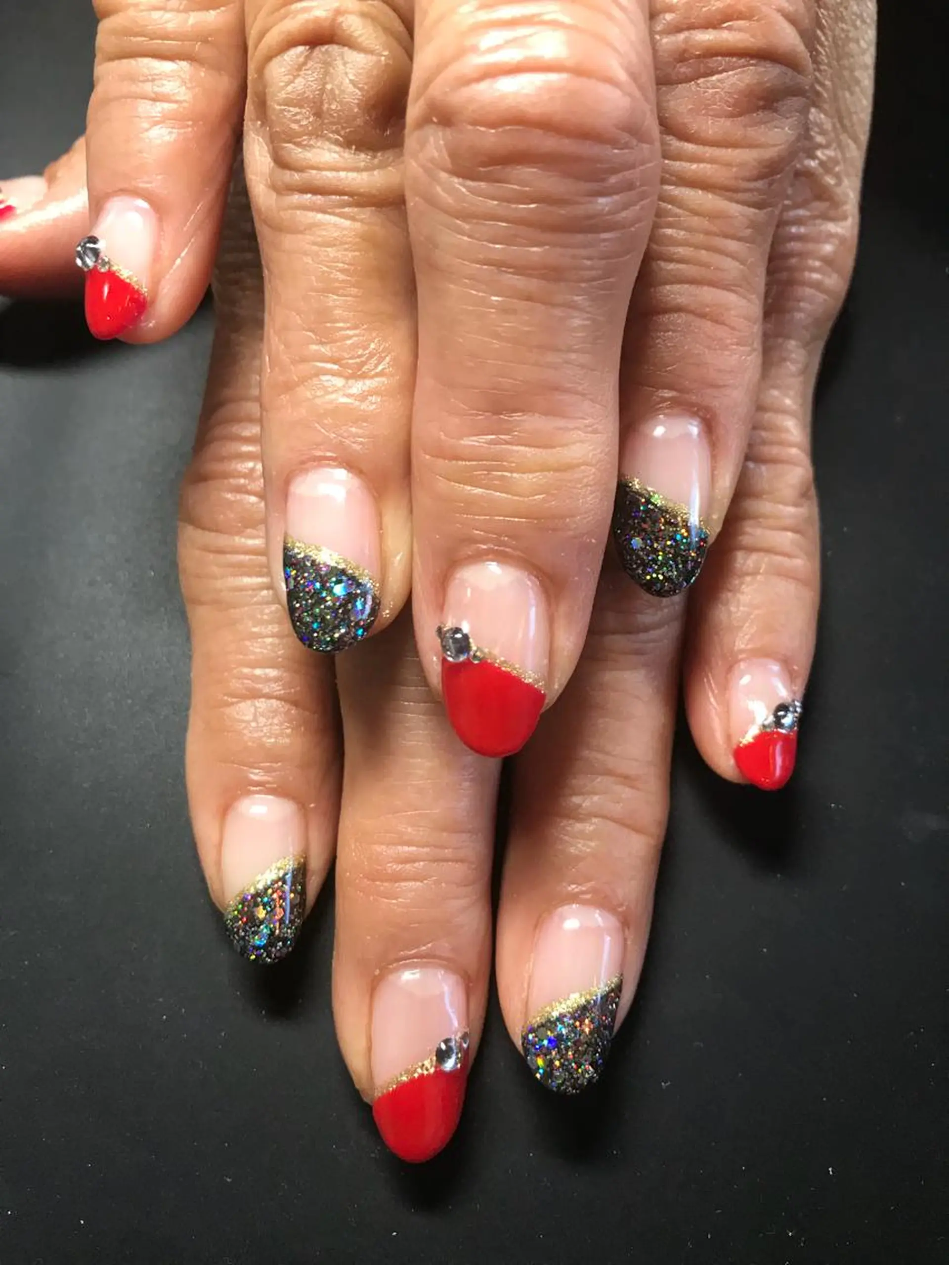 ネイル ハンドネイル みんなの店所属・仲谷 つかさのエステ・リラクイメージ