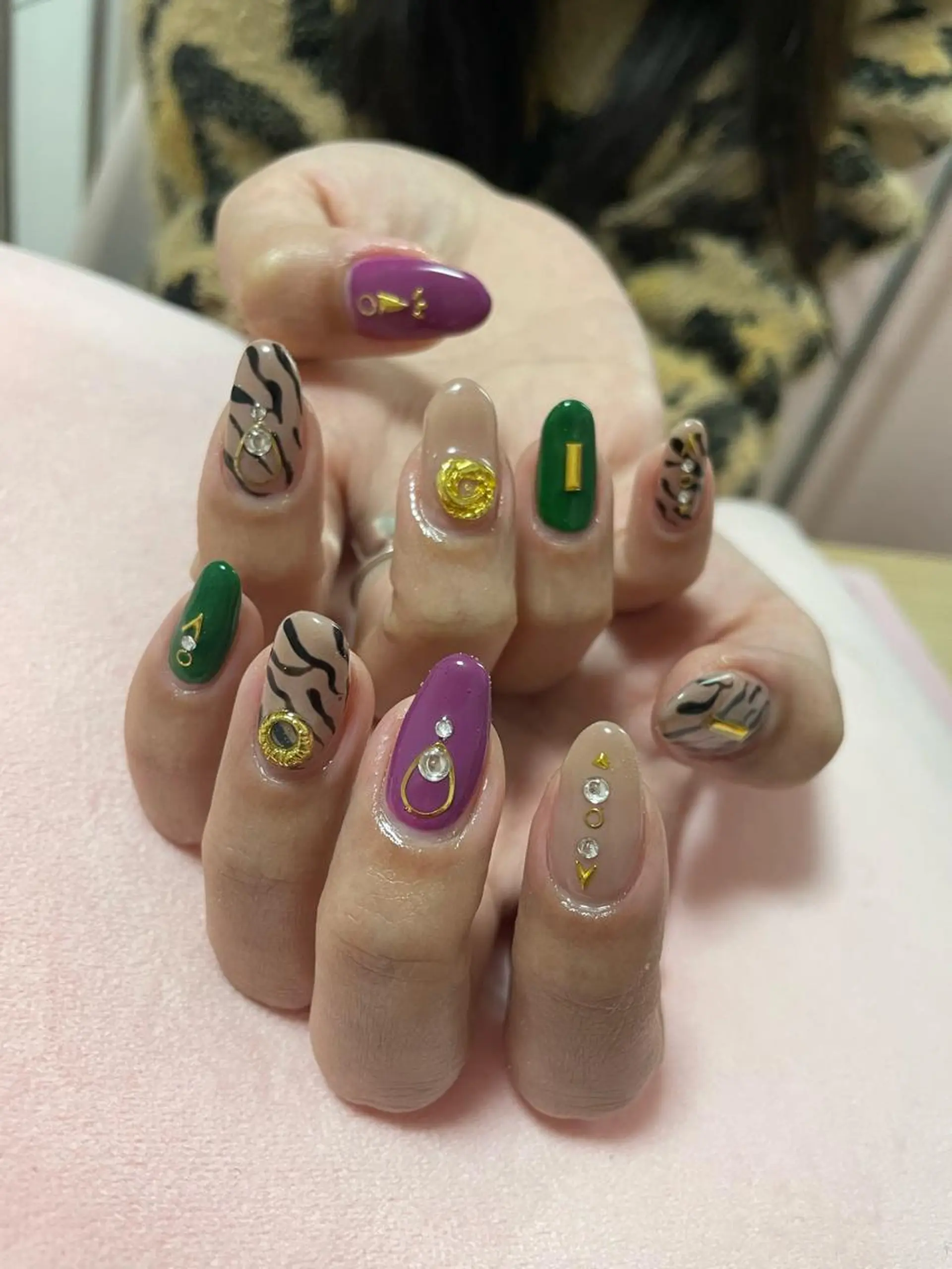 ネイル ハンドネイル フットネイル nailsalon momoのネイルデザイン