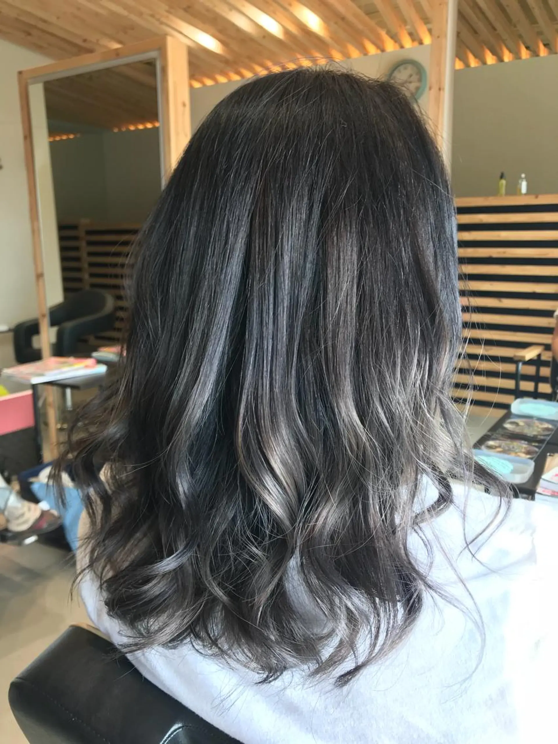ロング カラー 関口 友行のヘアスタイル