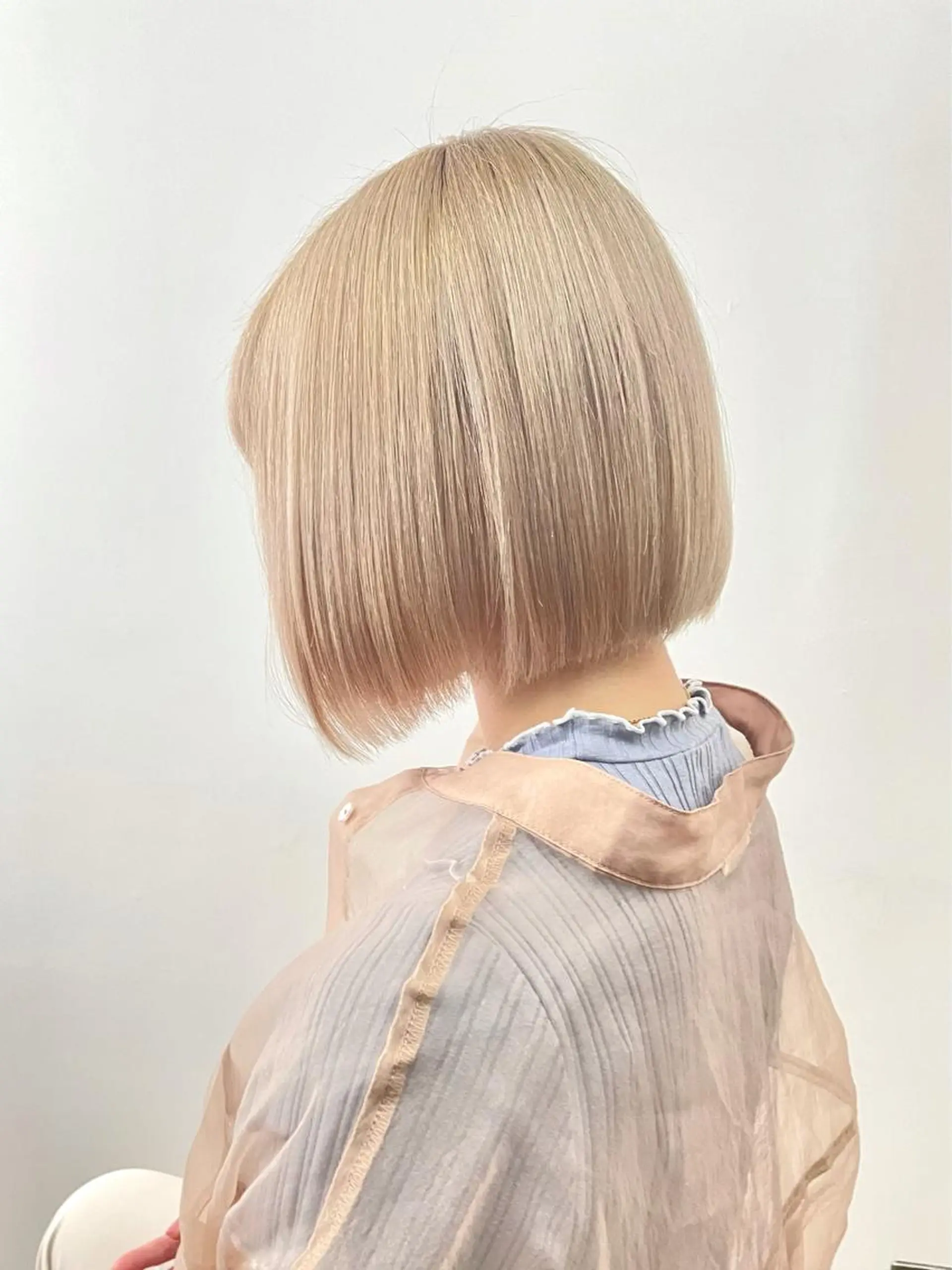 ショート カラー ブリーチカラー🌈 石垣翔太のヘアスタイル