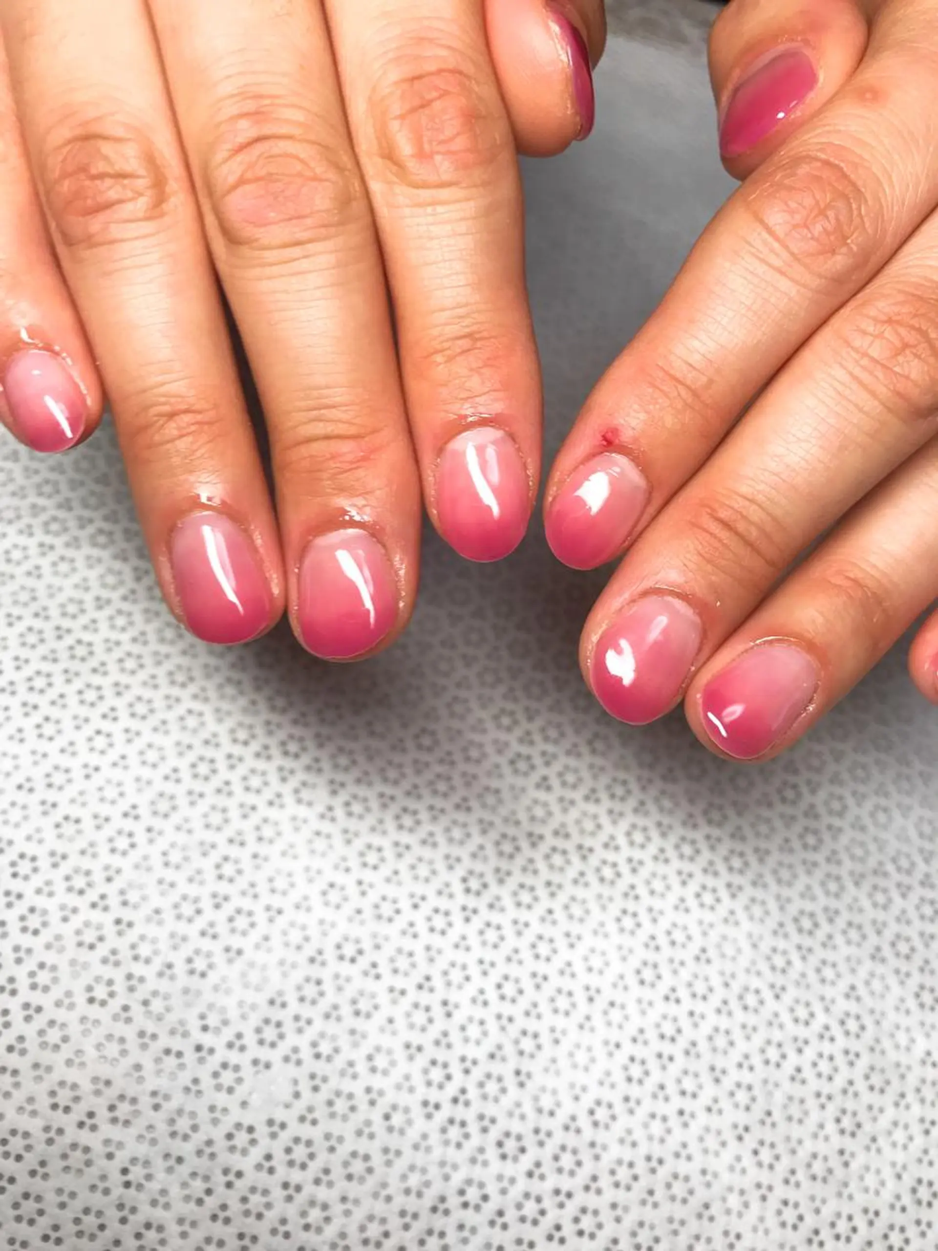 ネイル グラデーション ハンドネイル COCO+所属・COCO +のエステ・リラクイメージ