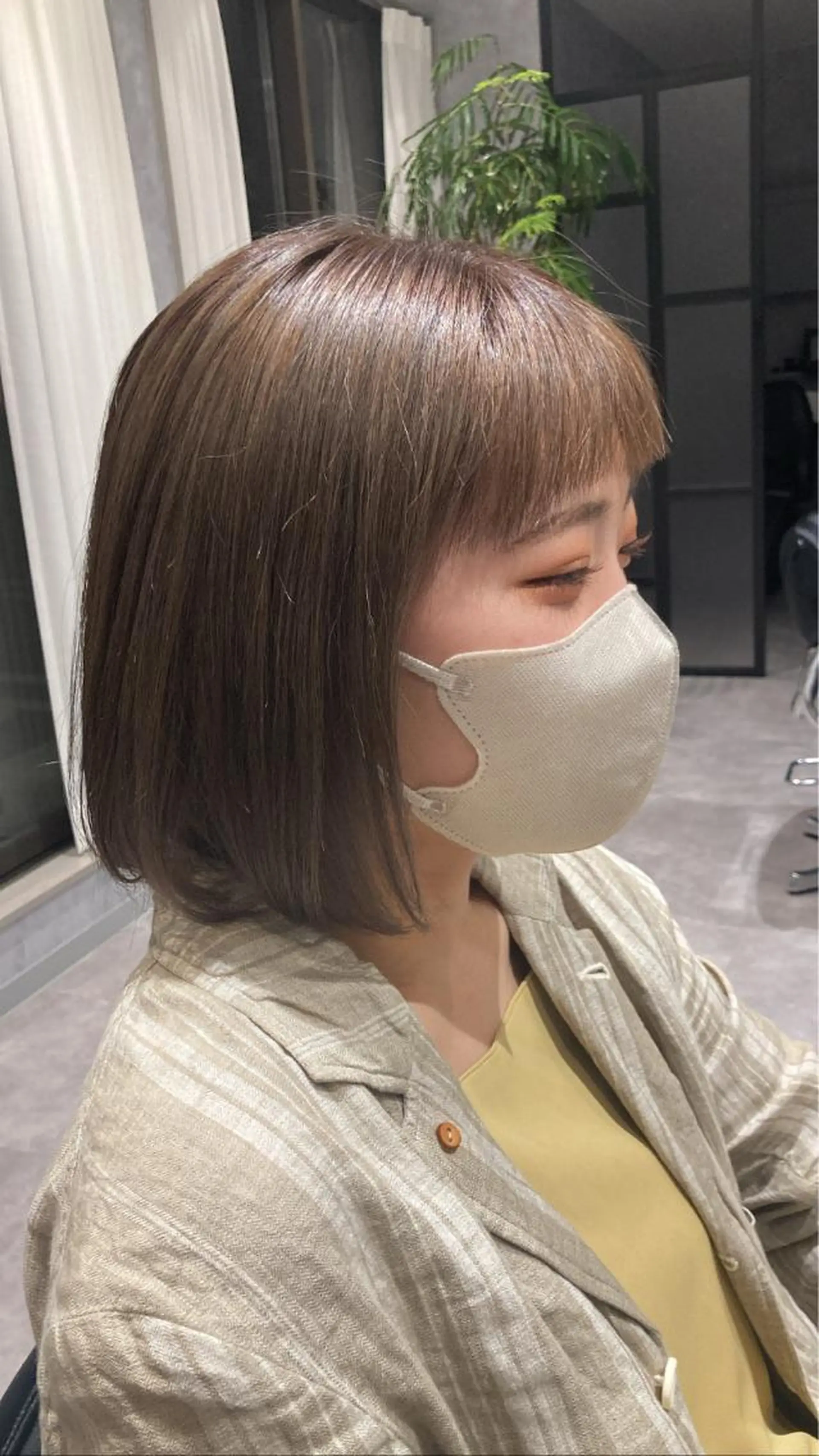 ミディアム カラー ベージュカラー HEDI所属・茨木 まひろのヘアスタイル