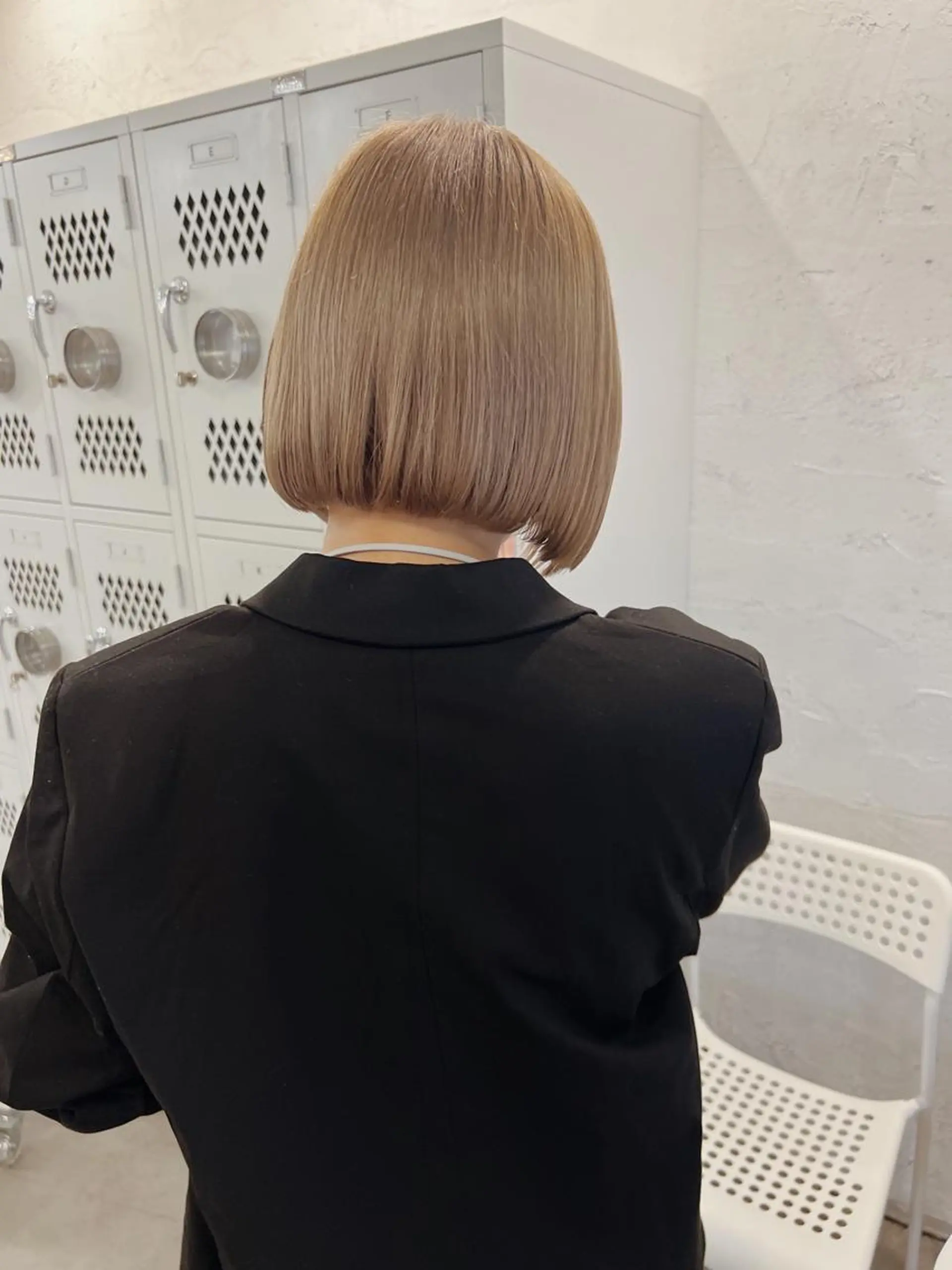 ショート カラー パーマ ヘアアレンジ メンズ キッズ ネイル マツエク・マツパ アイブロウ メンズハイトーン ハイトーンカラー ボブ カット ショートヘア原宿 fifth コシのヘアスタイル