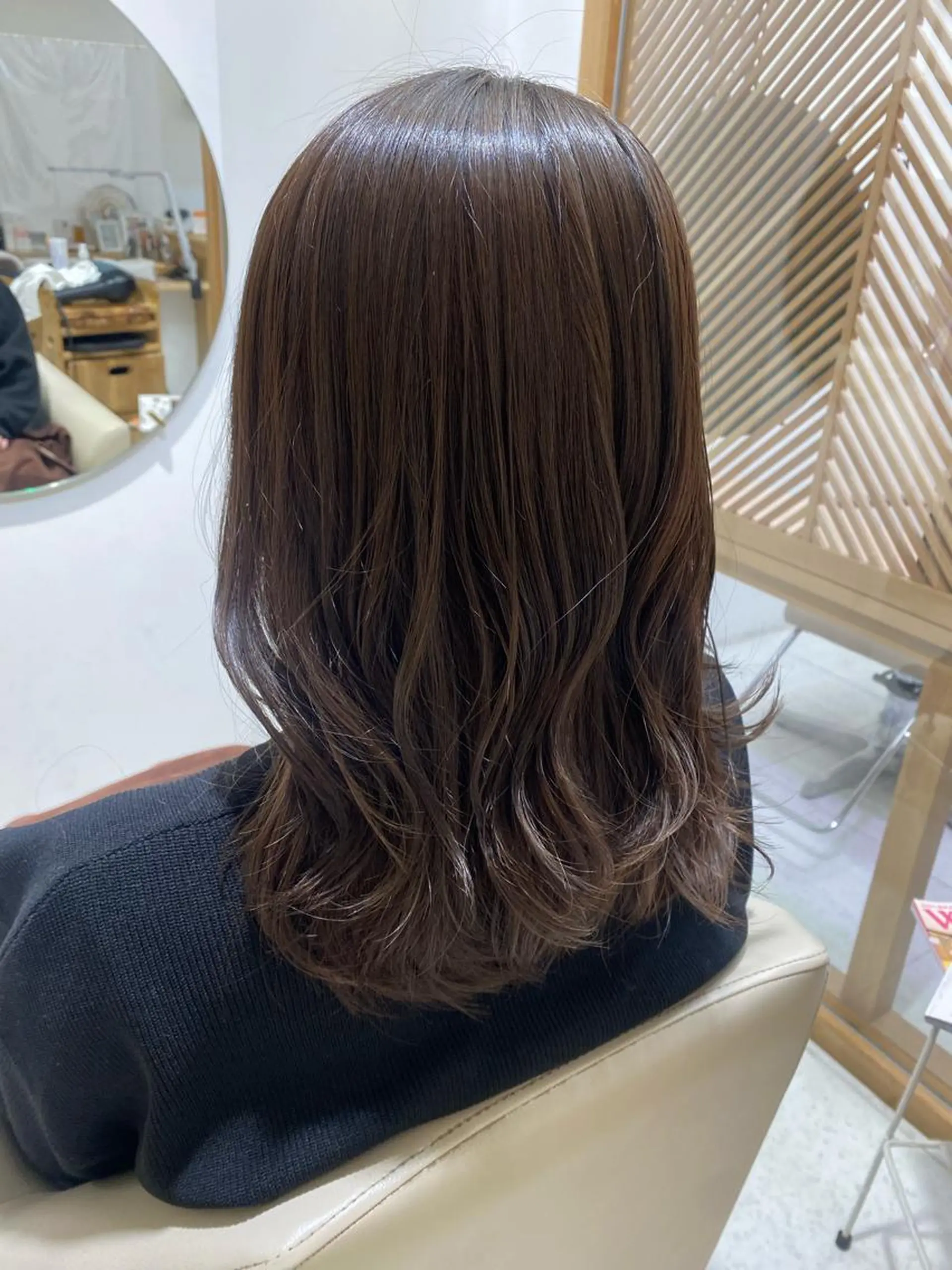セミロング カラー カット ヘアカラー トリートメント 安永 涼のヘアスタイル
