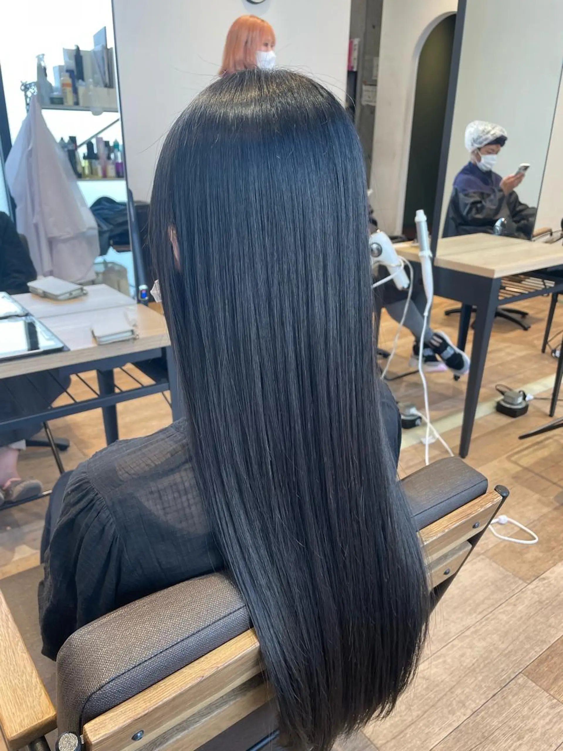 ロング Hair Design lima所属・耳つぼ/クロスパーマ /イシグロのヘアスタイル