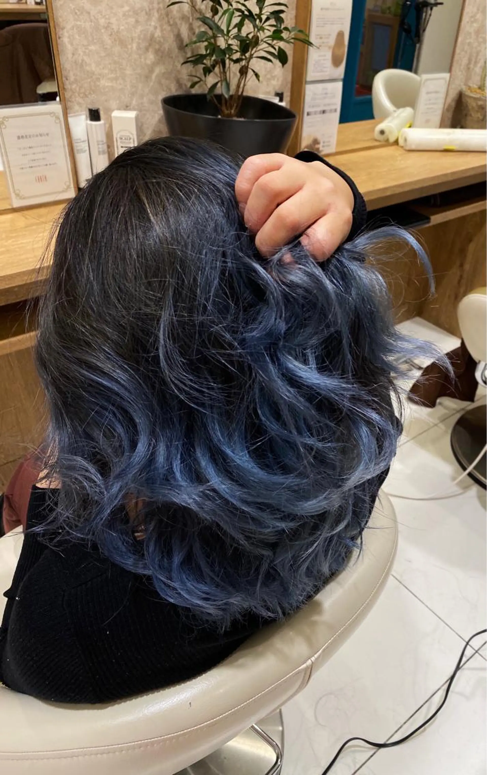 ミディアム カラー 佐伯 蓮のヘアスタイル