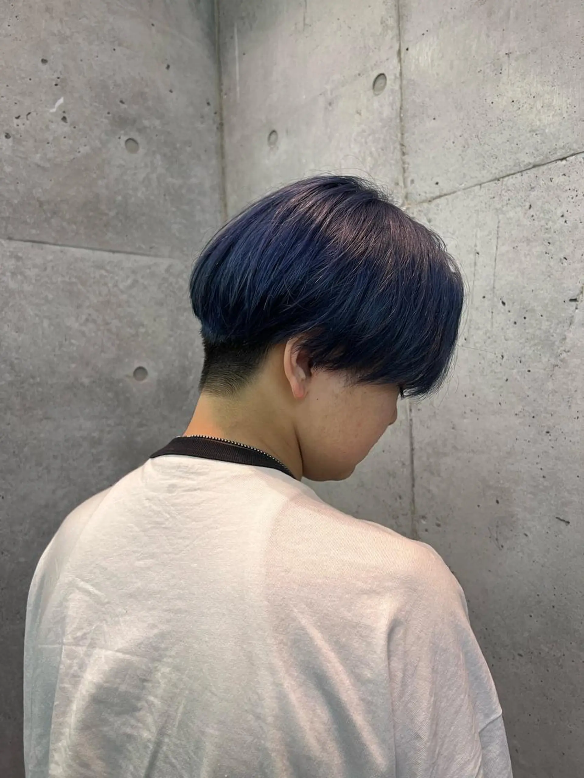 ミディアム カラー メンズ ブルーカラー ネイビーカラー カット ヘアカラー spin-off shift所属・メンズ特化美容師 /たけしのヘアスタイル