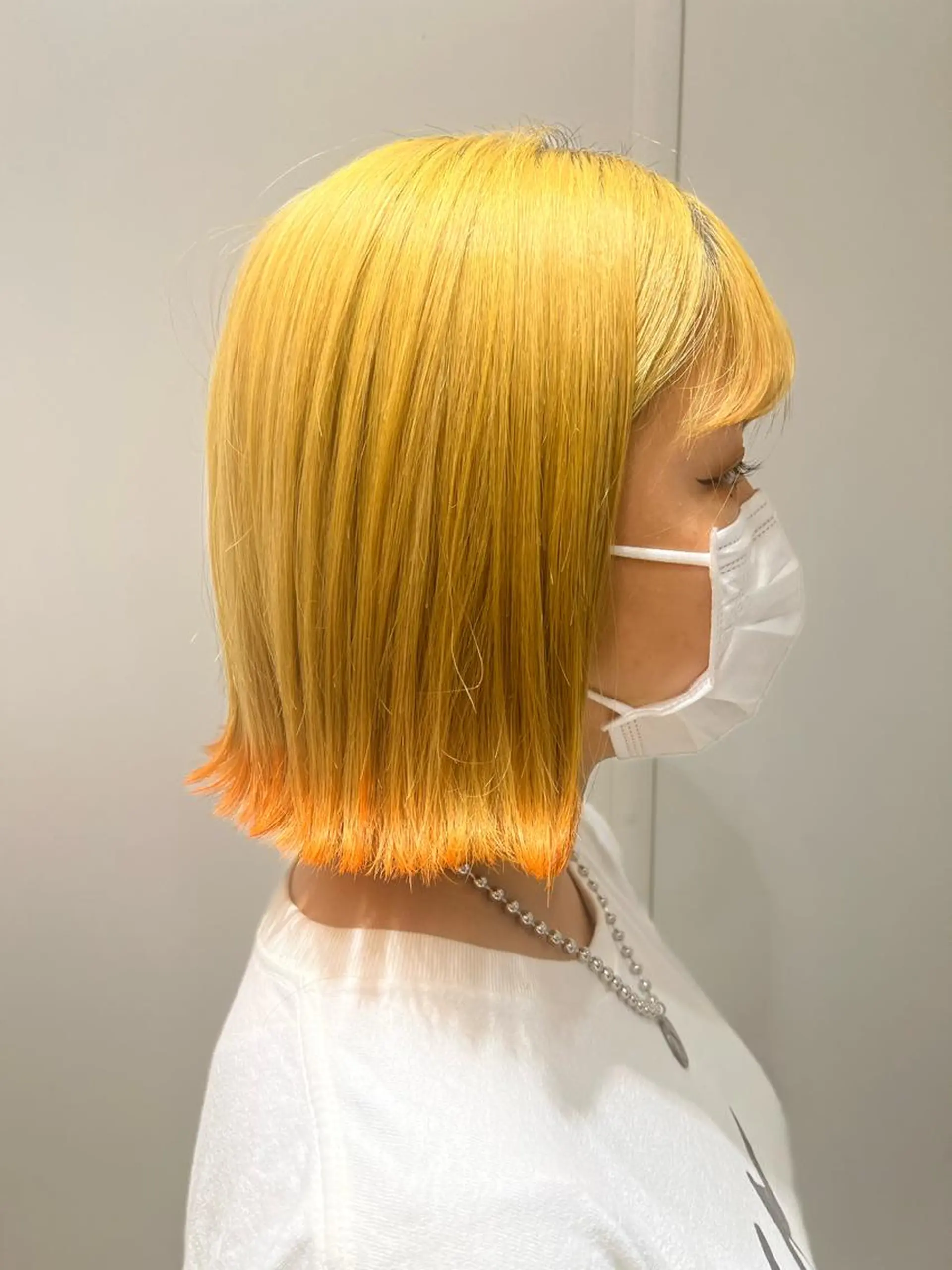 ミディアム カラー 渋谷ハイトーン/ デザインカラー阿部のヘアスタイル