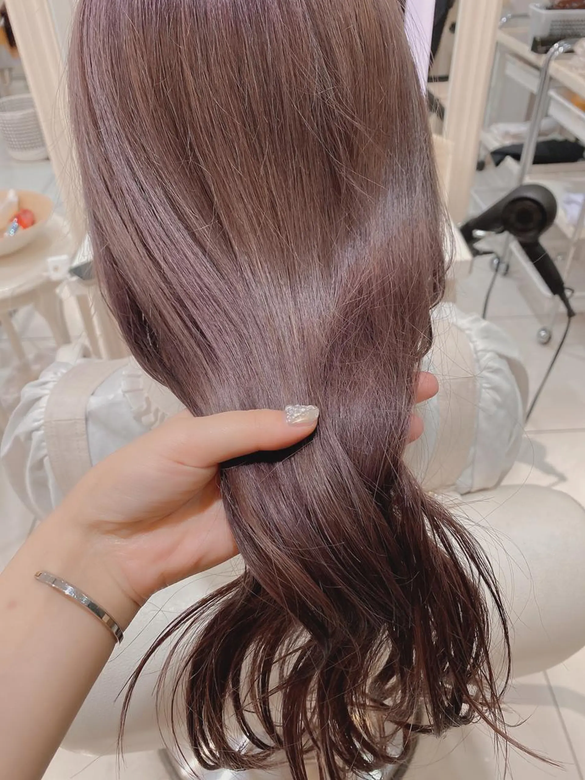 ロング ラベンダーベージュ トリートメント 韓国レイヤー×モテ髪 /MITSUKI🤍のヘアスタイル