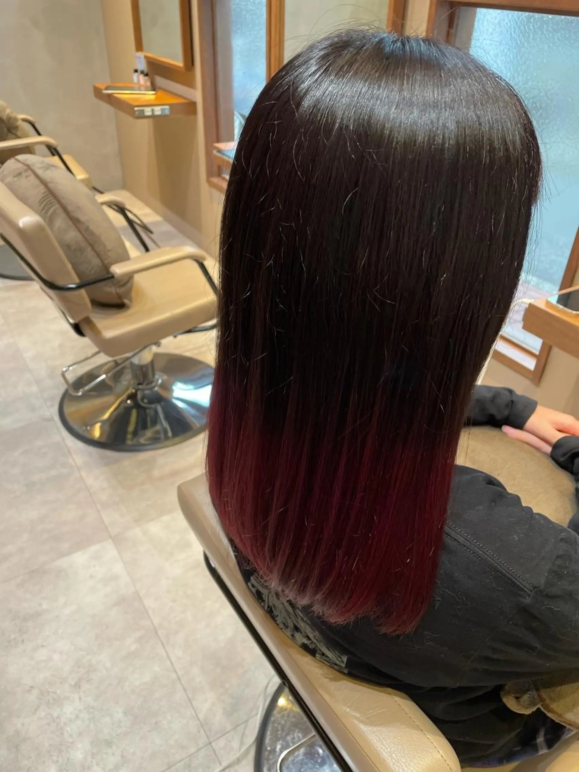 ミディアム カラー 森 遥菜のヘアスタイル