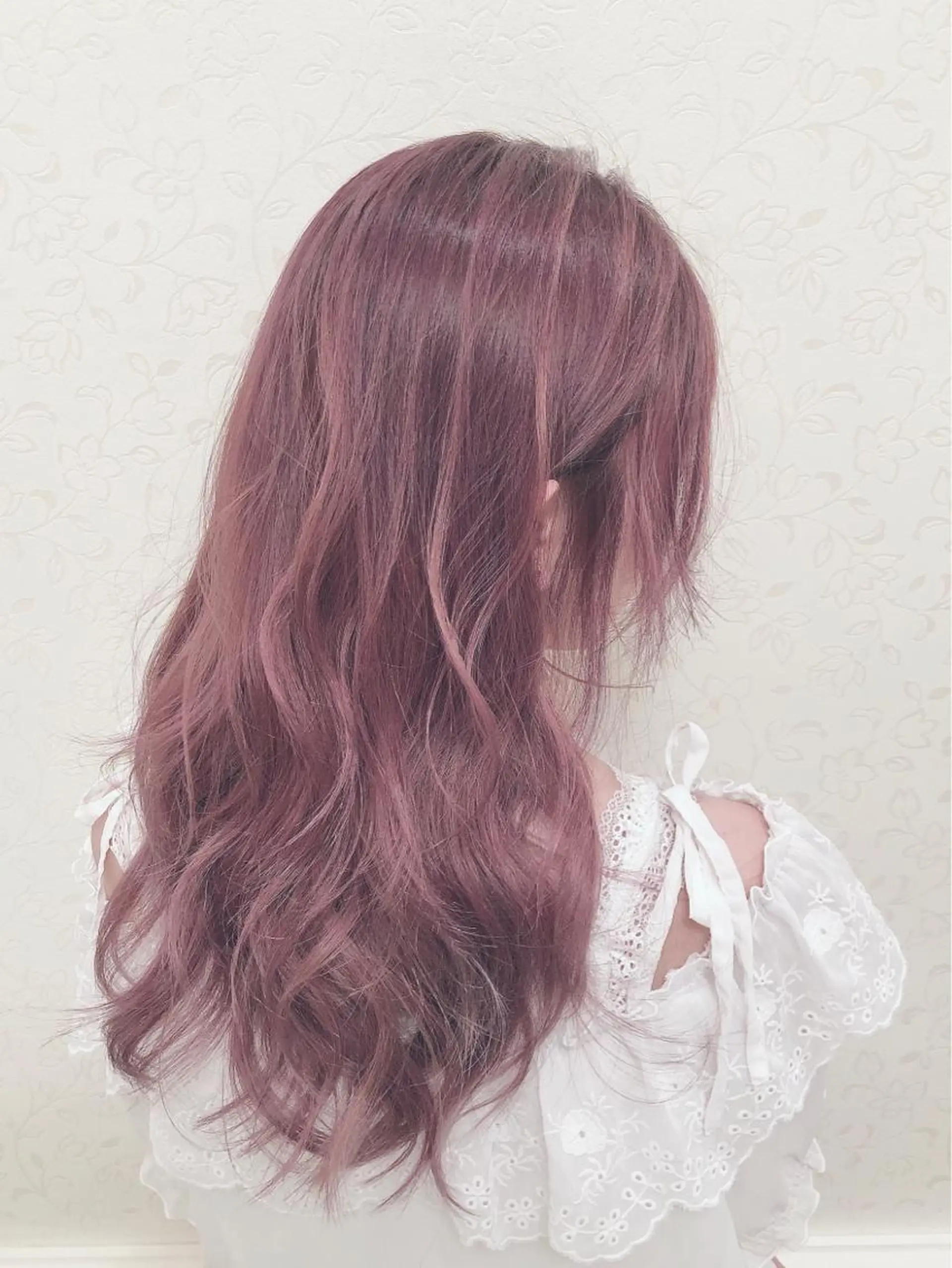 ロング パープルカラー TIARA minoriのヘアスタイル