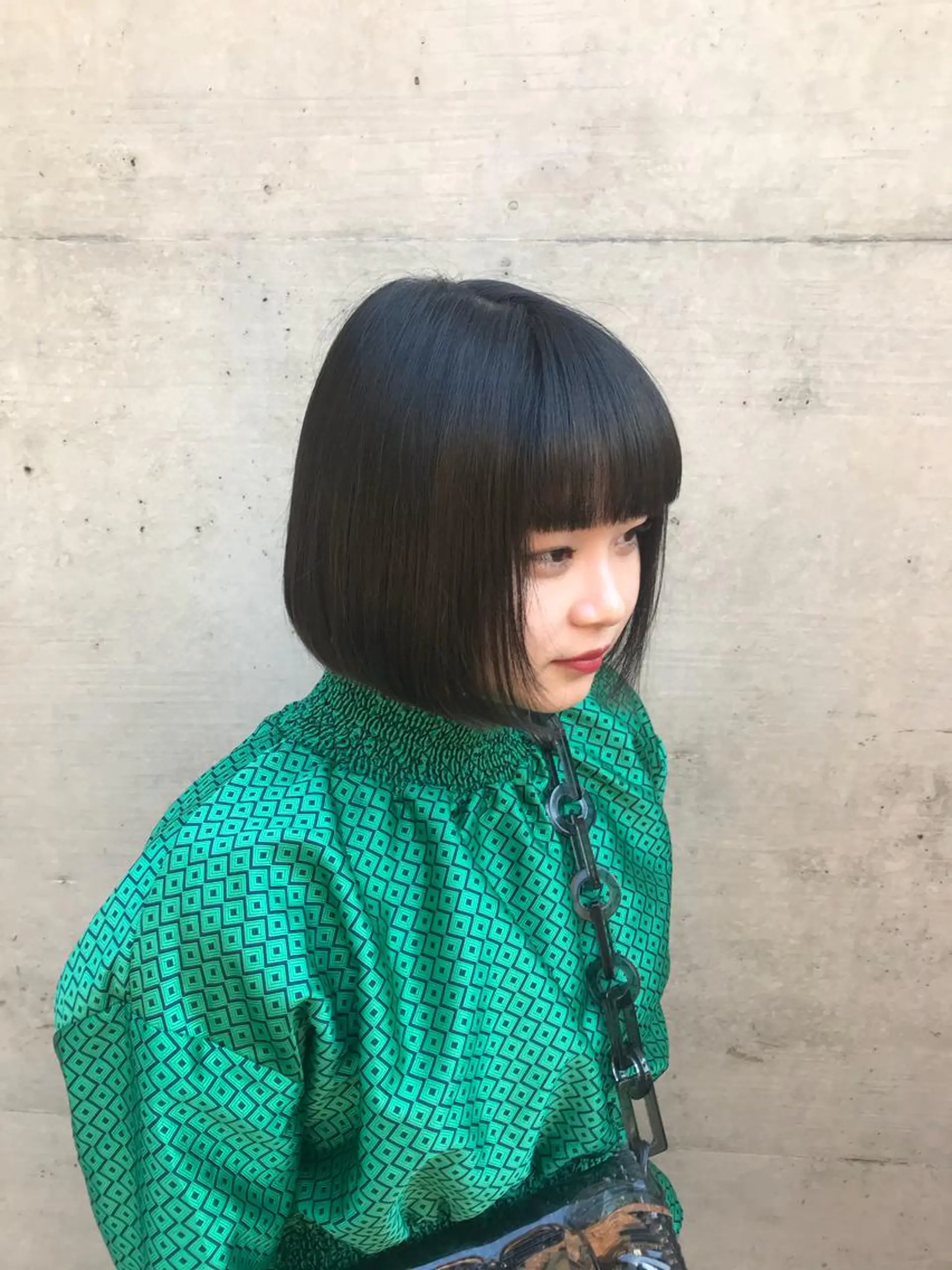 ショート カラー a-o横浜所属・色落ちまでキレイに！ ！女性サロンのヘアスタイル